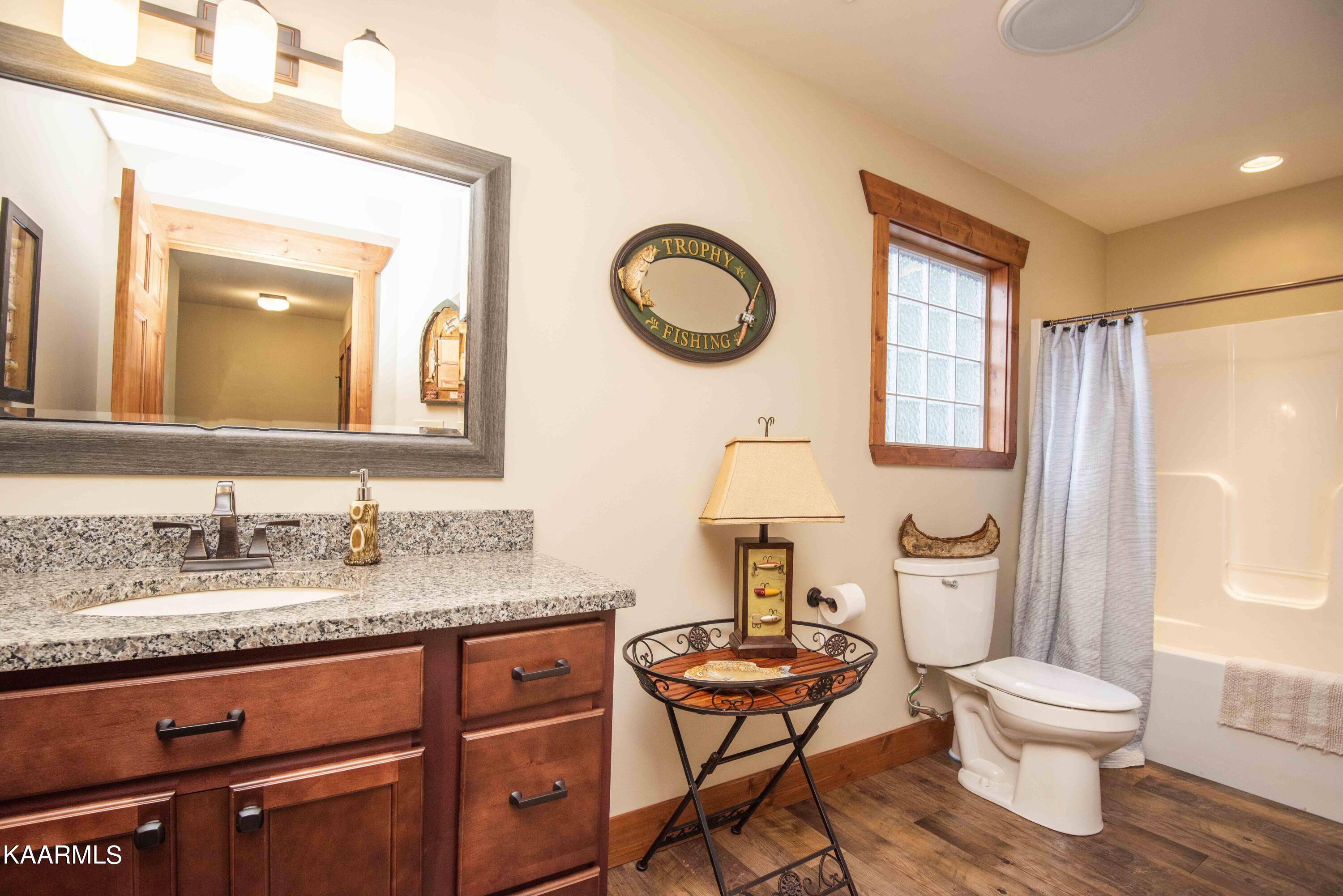2499 Jim Henry Road Dandridge TN 37725