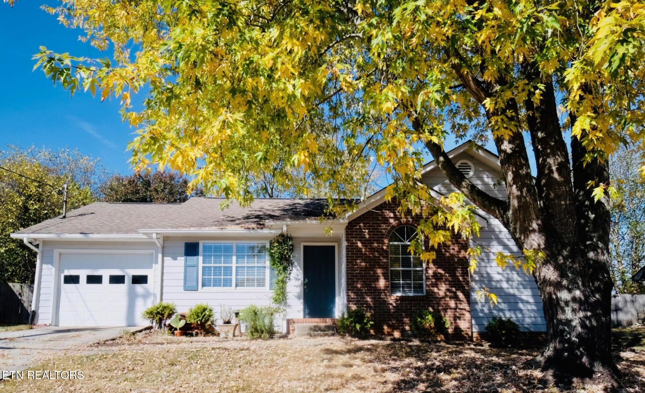 2074 Smoky River Road Knoxville TN 37931