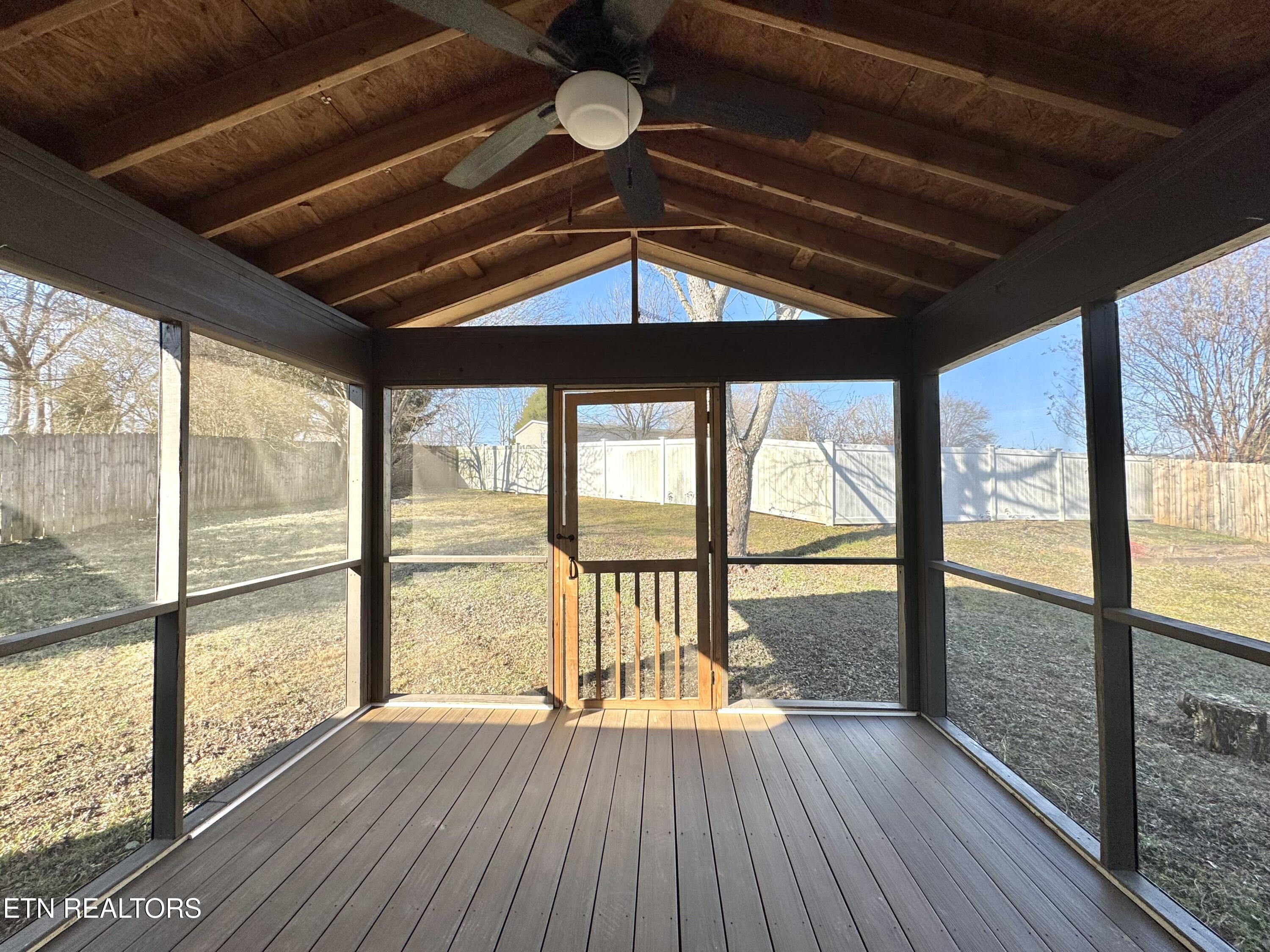 2074 Smoky River Road Knoxville TN 37931