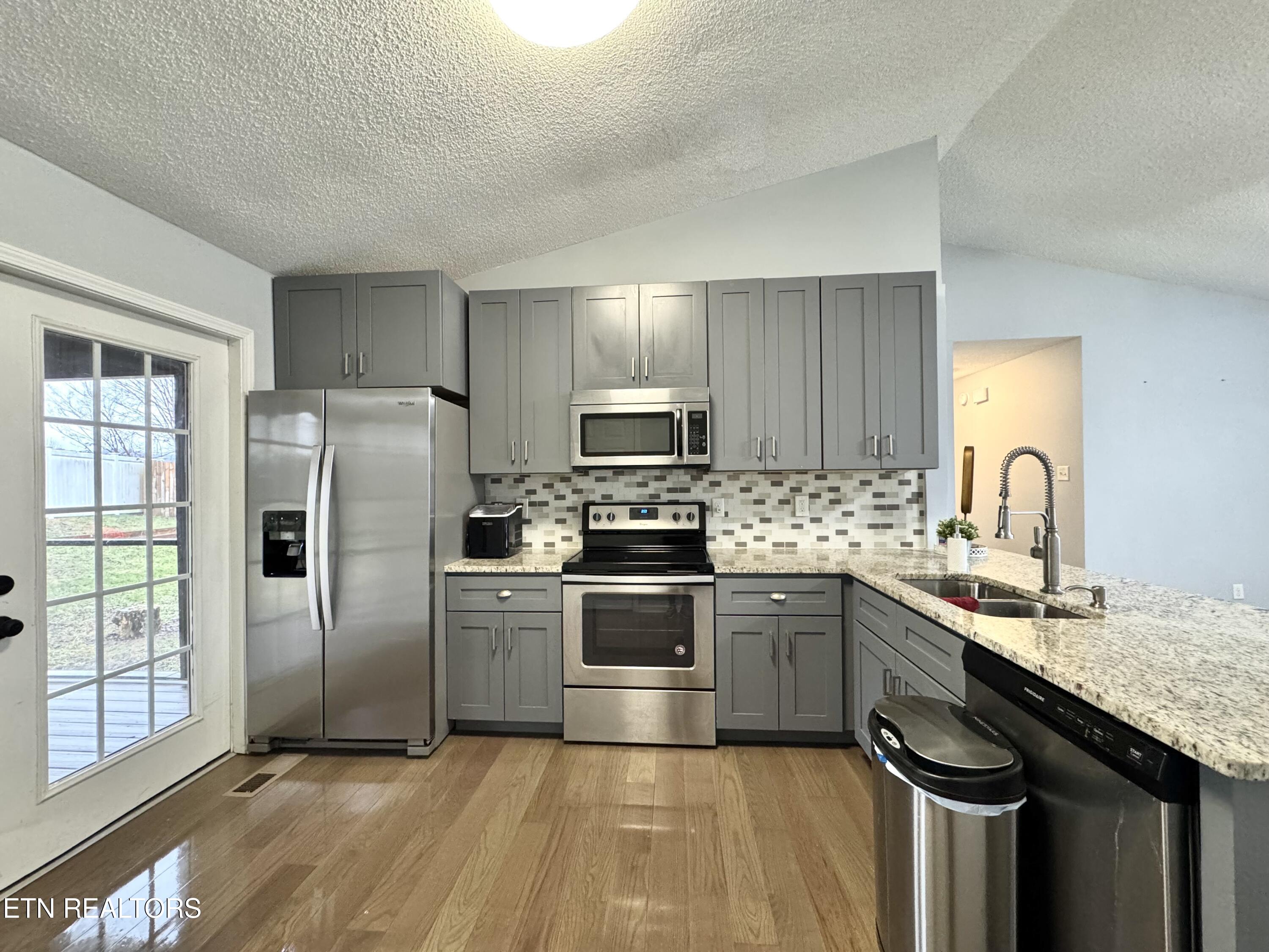 2074 Smoky River Road Knoxville TN 37931
