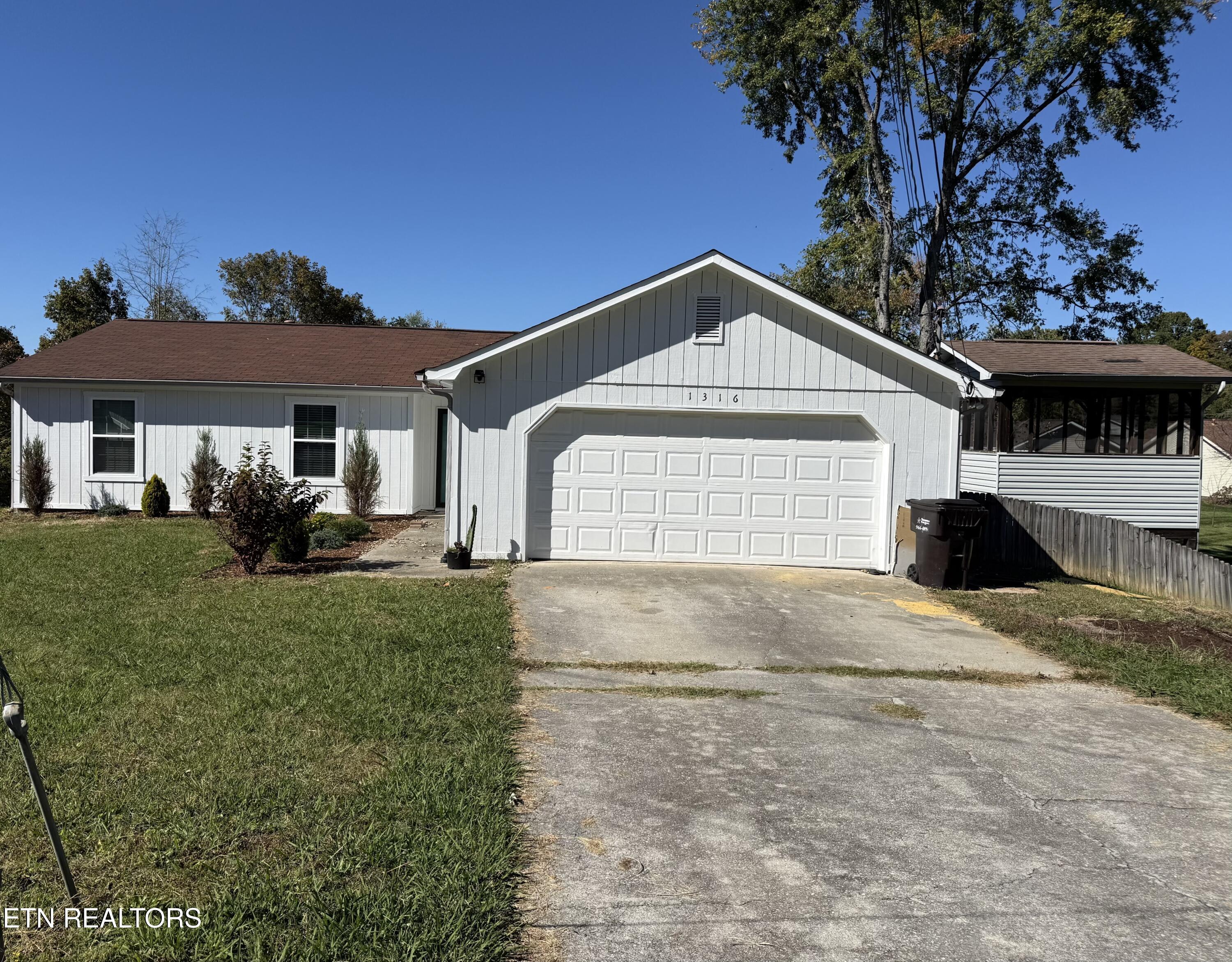 1316 Graycreek Lane Knoxville TN 37923