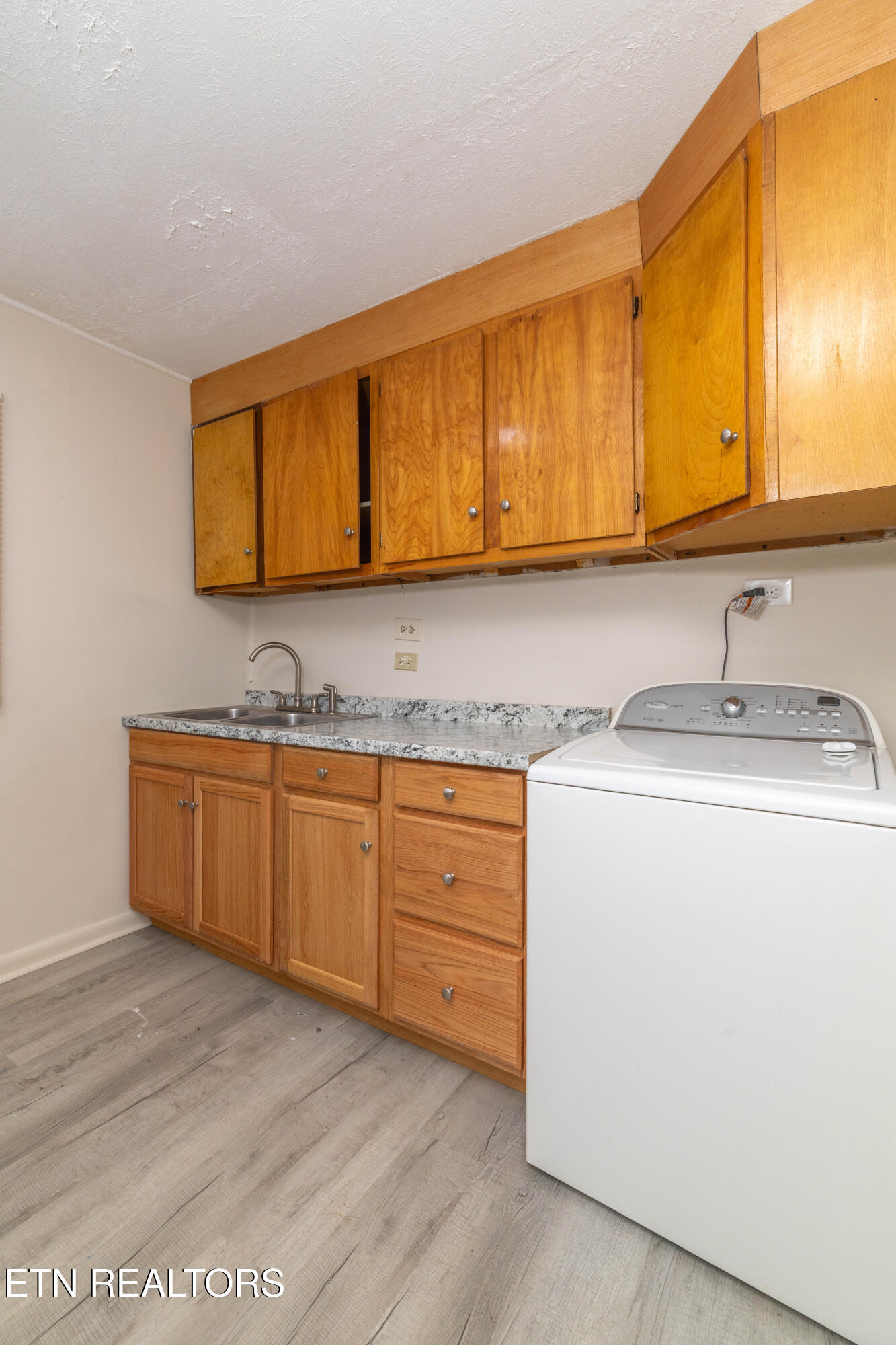 219 Highland Avenue Oak Ridge TN 37830