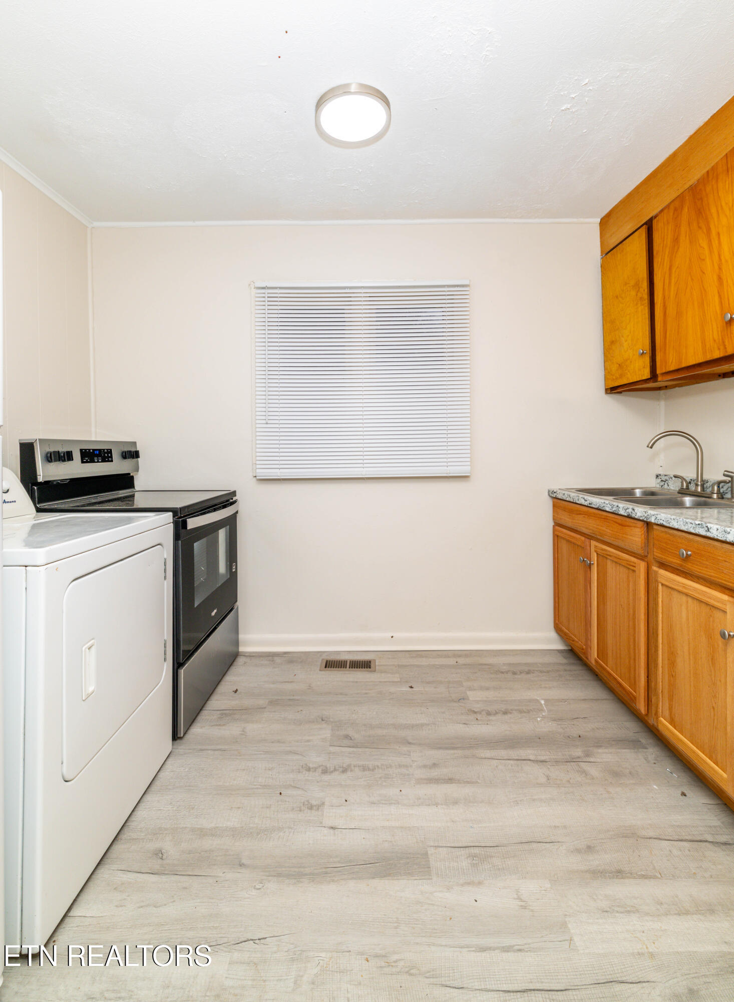 219 Highland Avenue Oak Ridge TN 37830