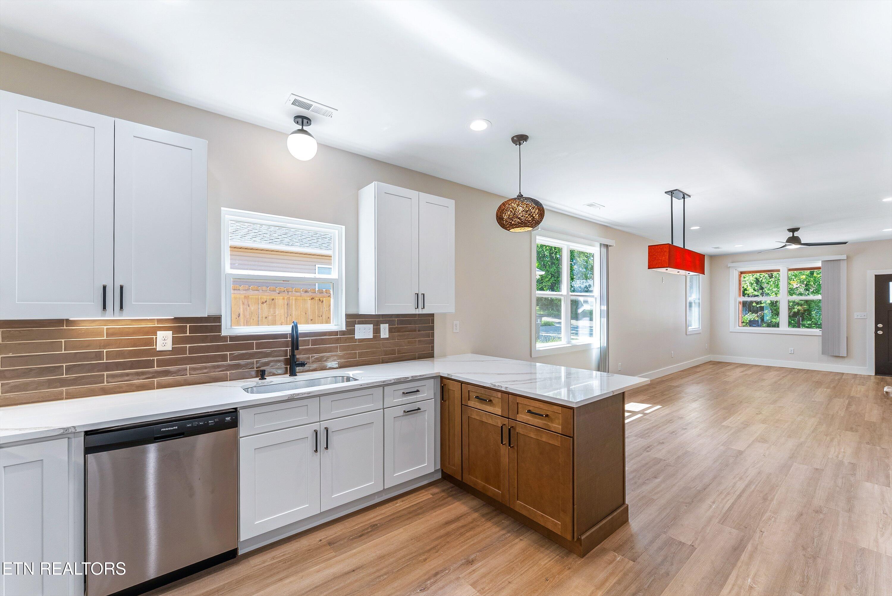 818 W Anderson Avenue Knoxville TN 37921