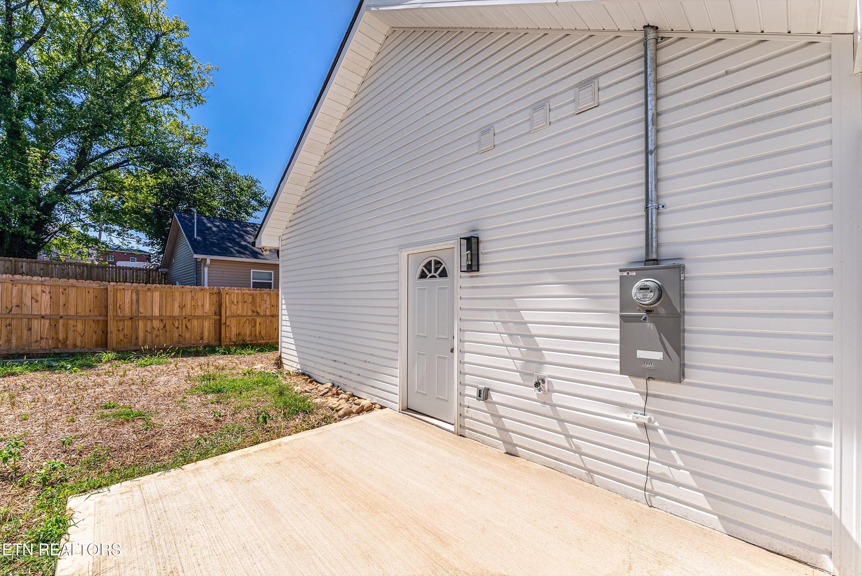 818 W Anderson Avenue Knoxville TN 37921