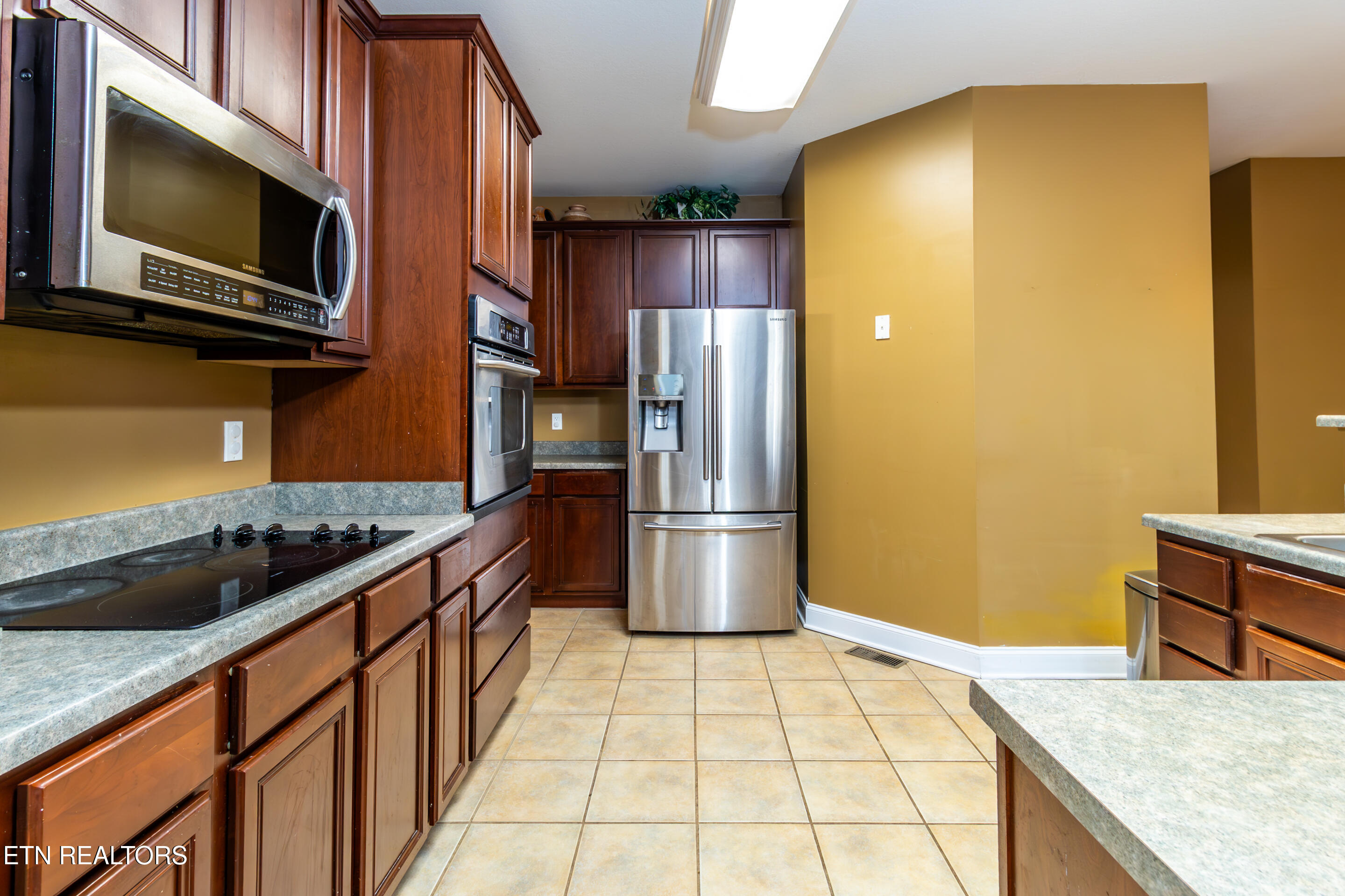 8334 Bay Garden Lane Knoxville TN 37938