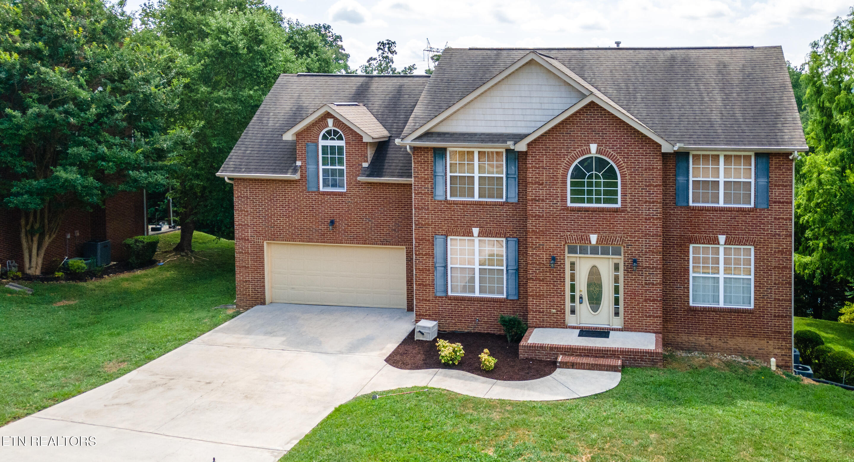 8334 Bay Garden Lane Knoxville TN 37938