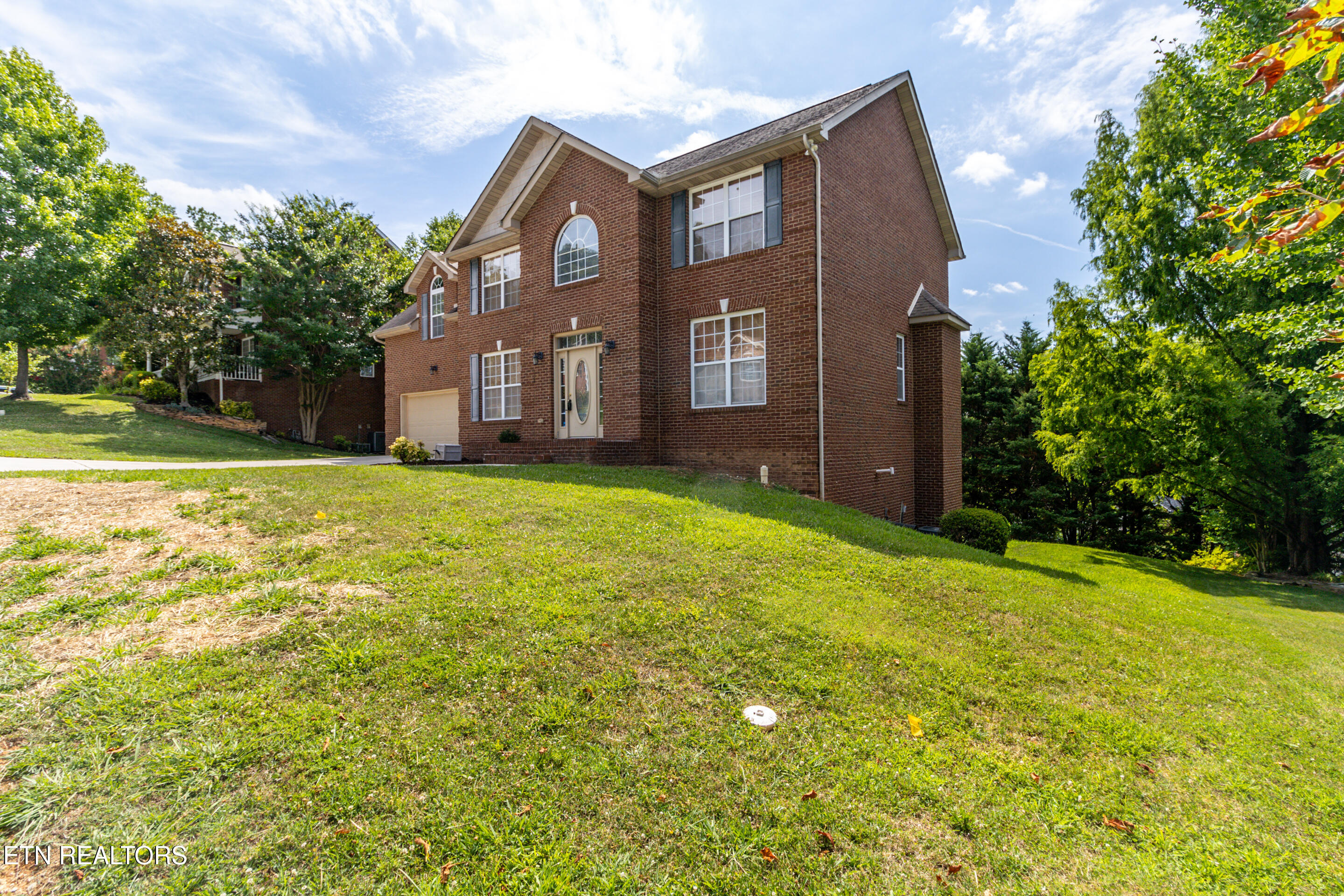 8334 Bay Garden Lane Knoxville TN 37938