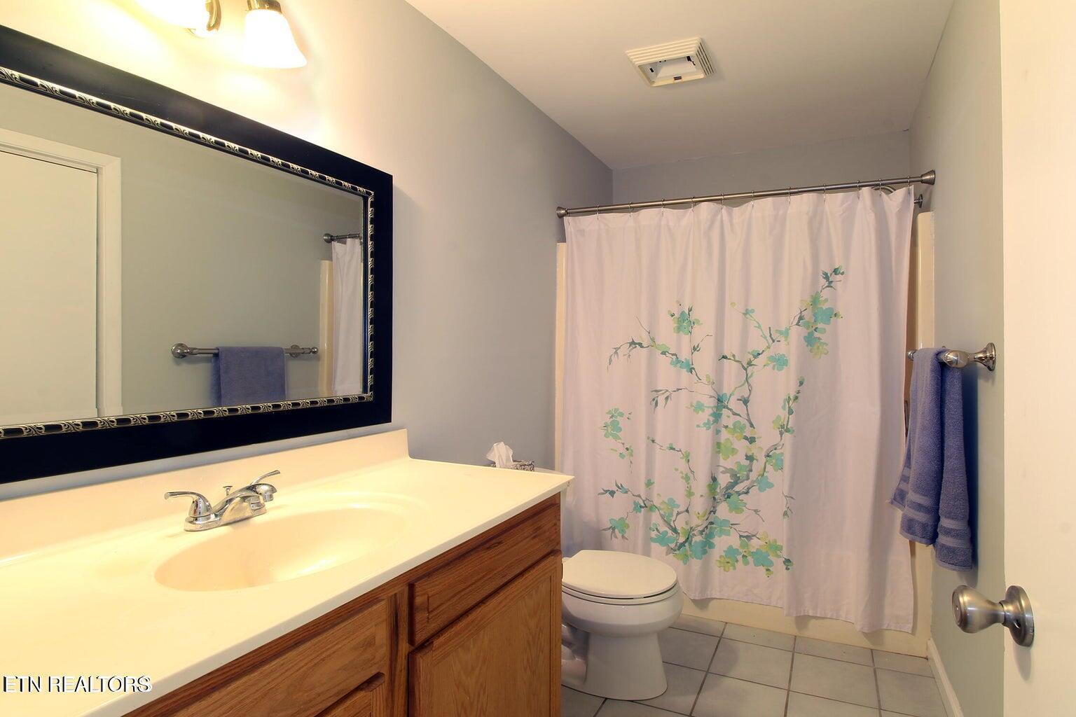 1433 Overton Lane Knoxville TN 37923