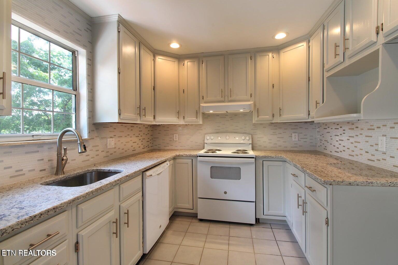 1433 Overton Lane Knoxville TN 37923