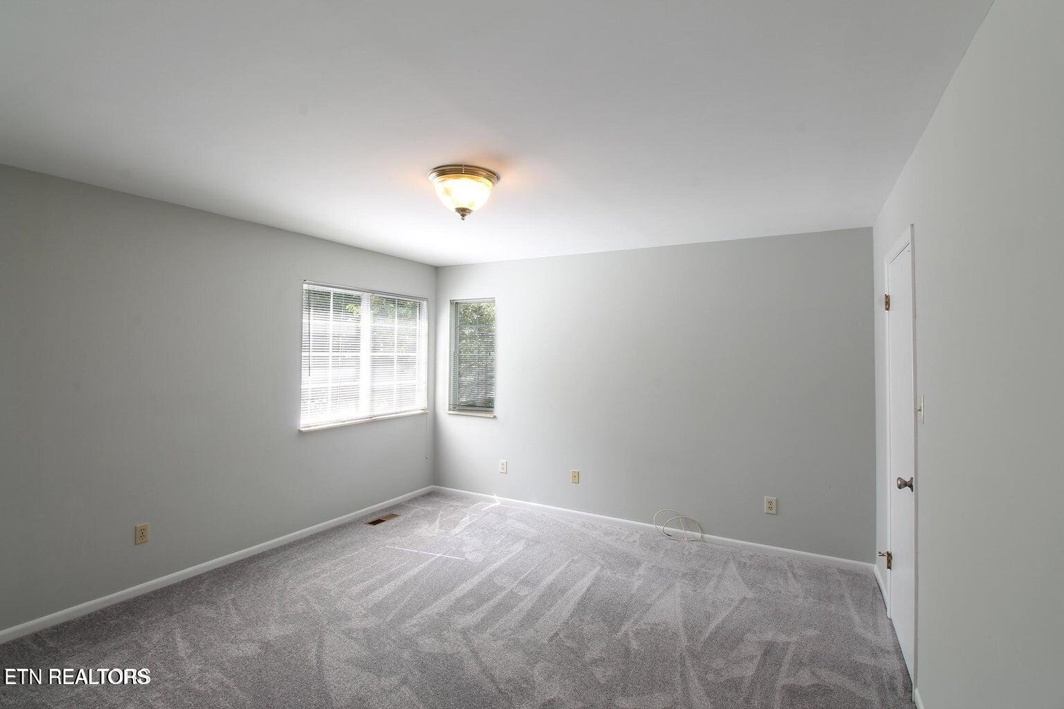 1433 Overton Lane Knoxville TN 37923