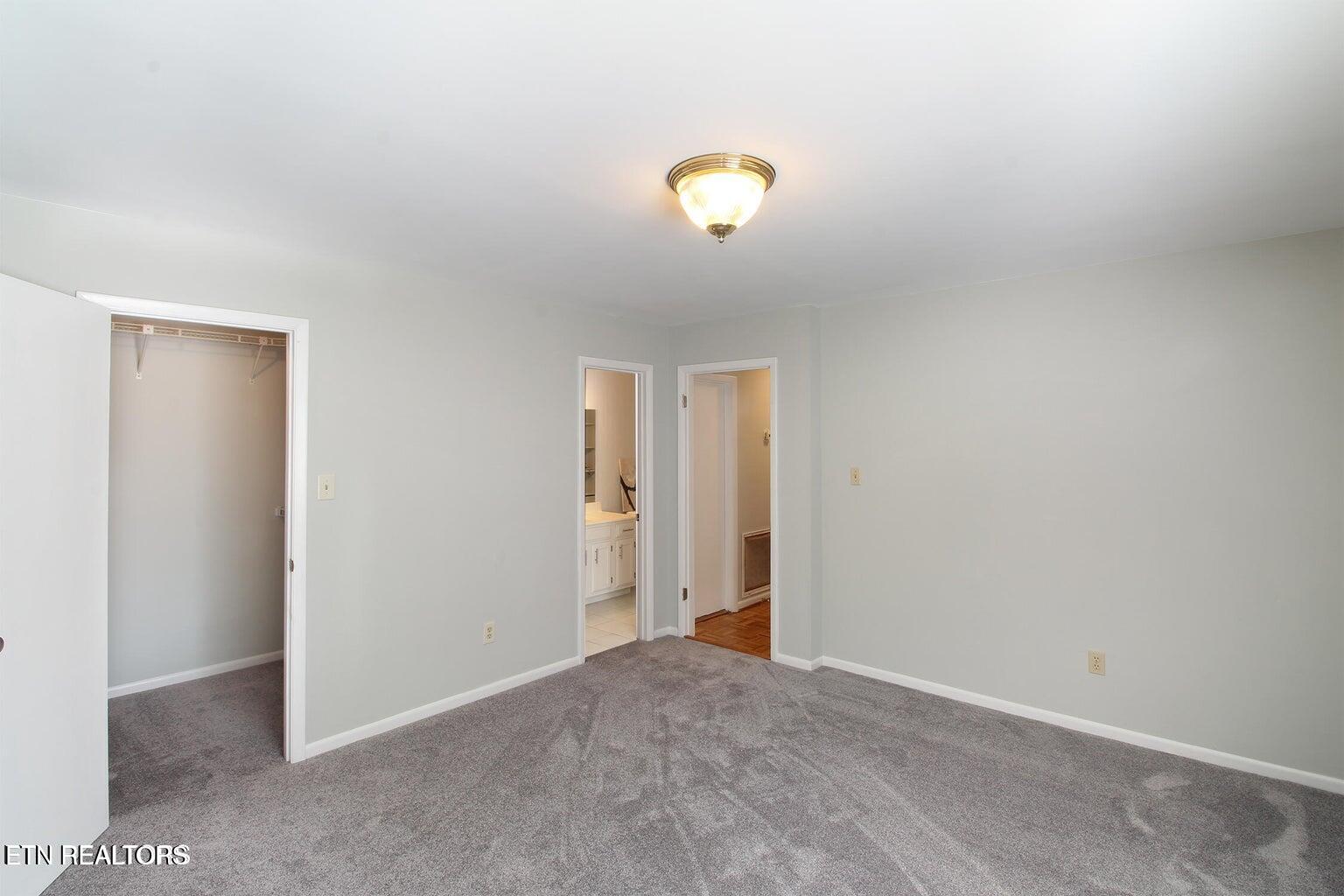 1433 Overton Lane Knoxville TN 37923
