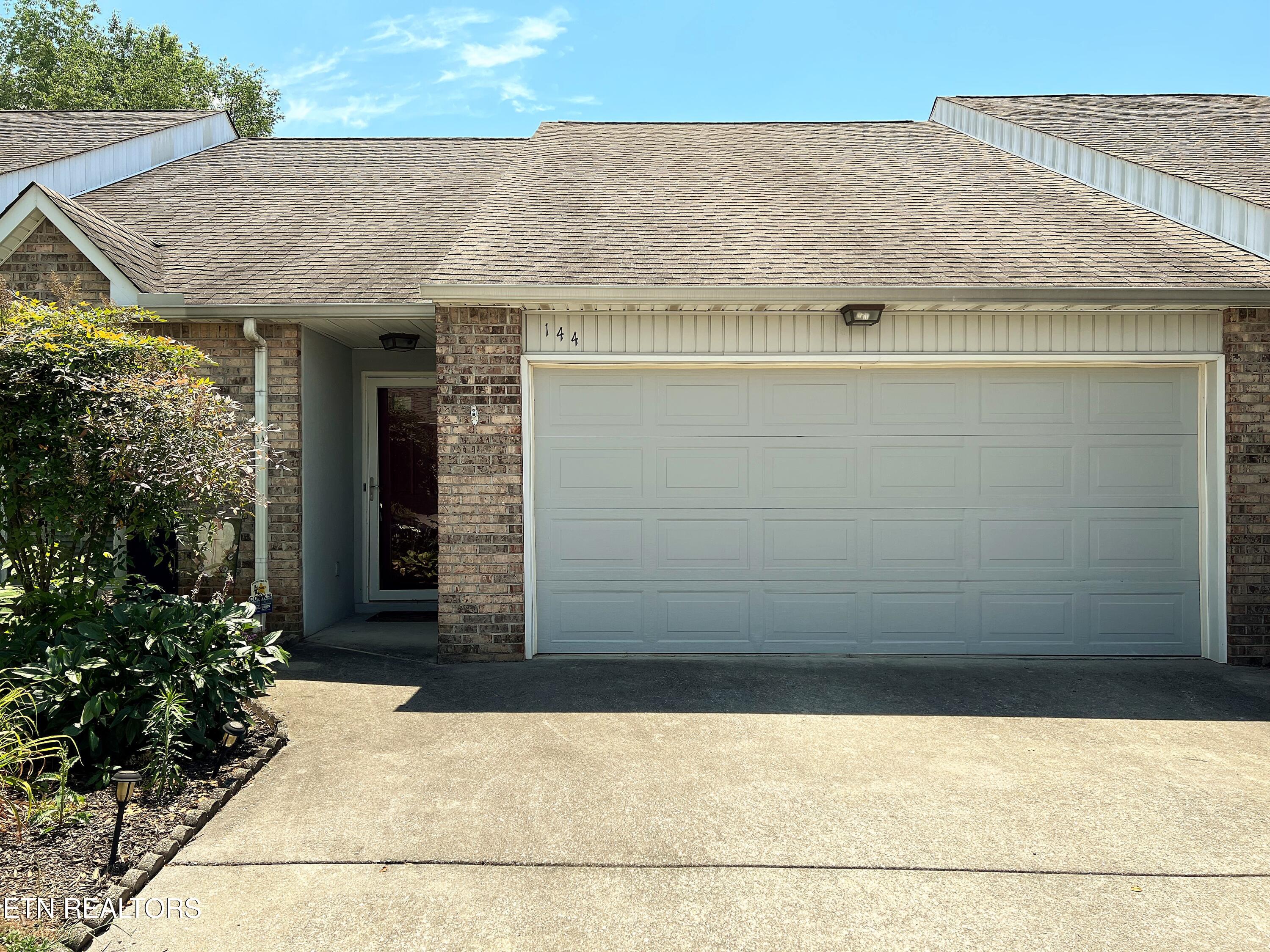 144 Confederacy Circle Knoxville TN 37934