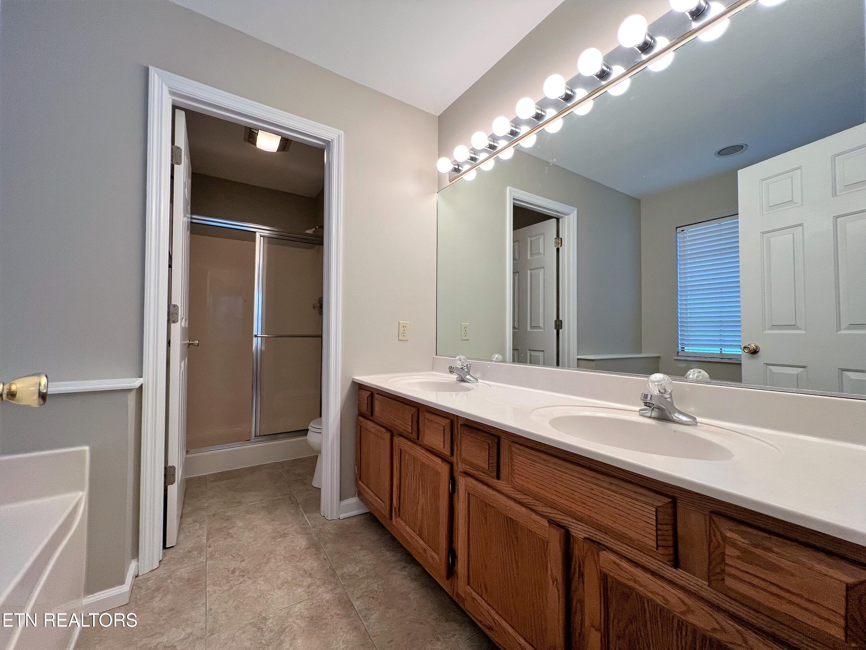 10025 Highgate Circle Knoxville TN 37931