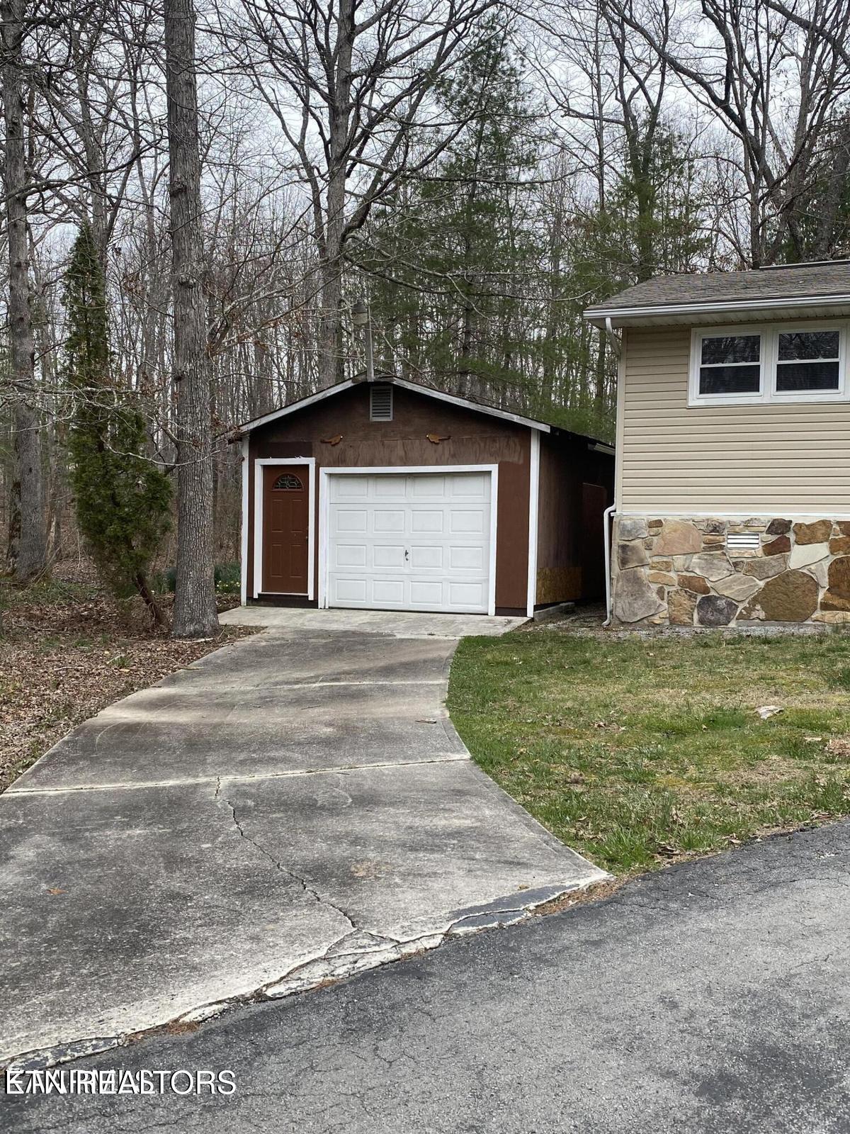 6815 Topez Drive Crossville TN 38572