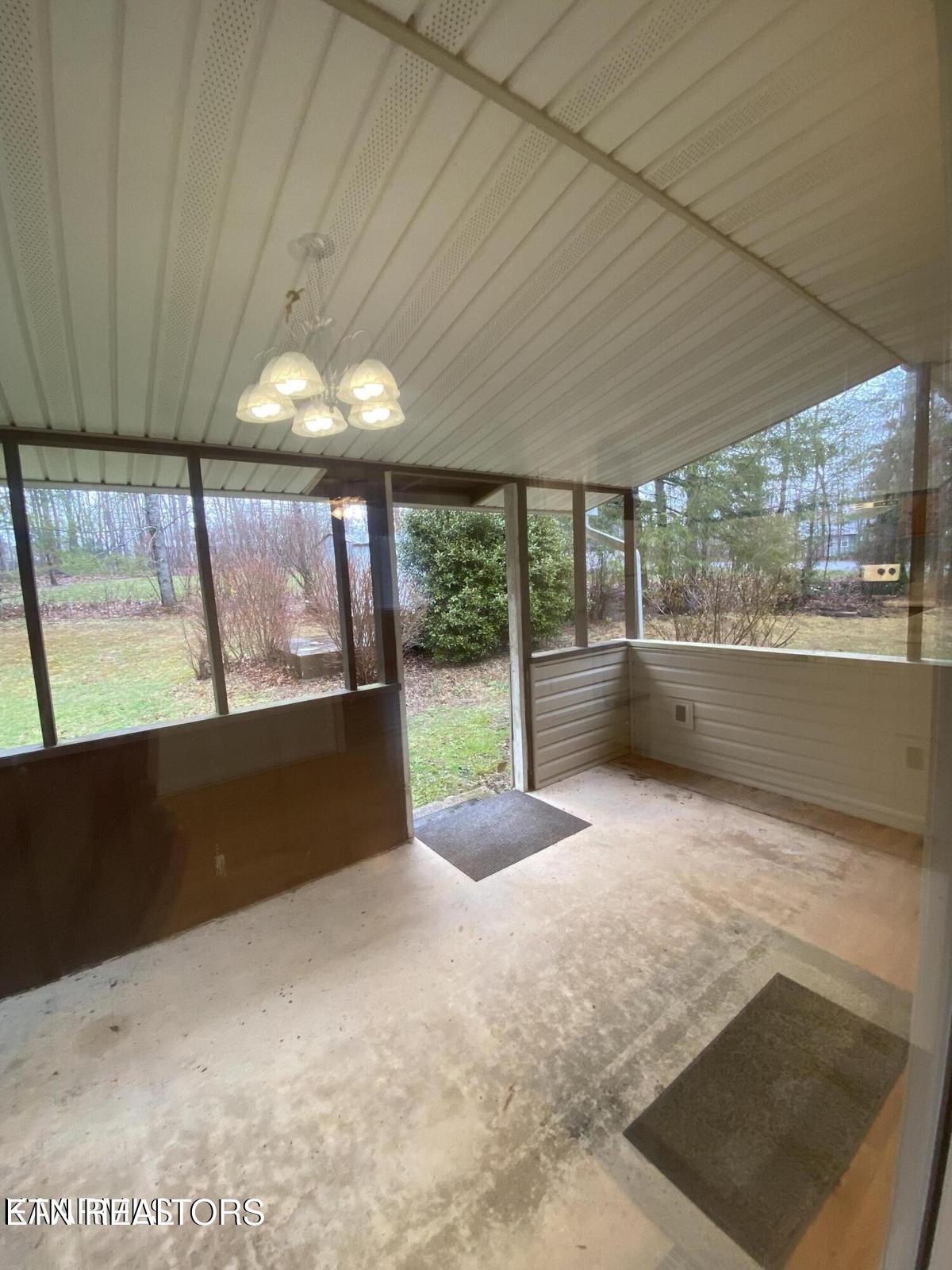 6815 Topez Drive Crossville TN 38572