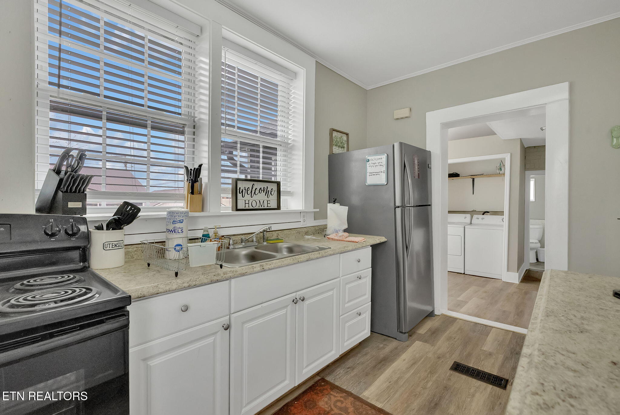 107 N C Street Lenoir City TN 37771
