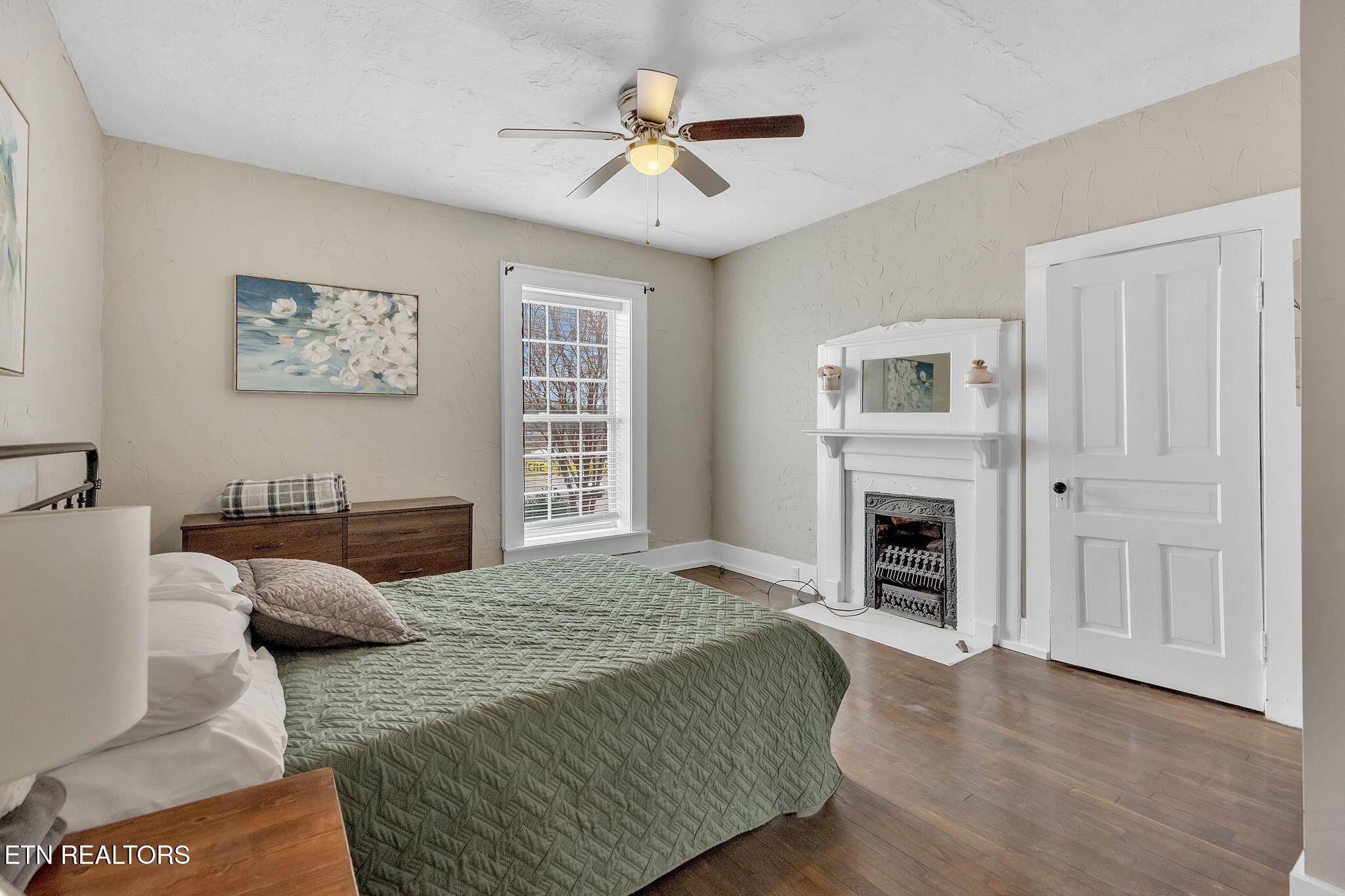 107 N C Street Lenoir City TN 37771