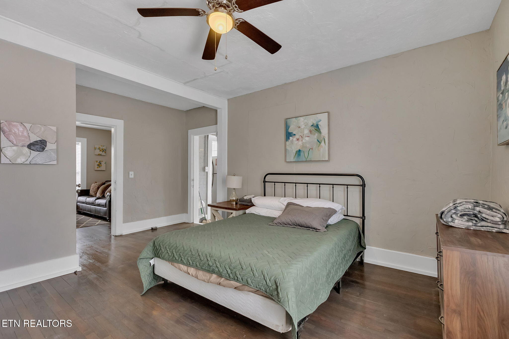 107 N C Street Lenoir City TN 37771