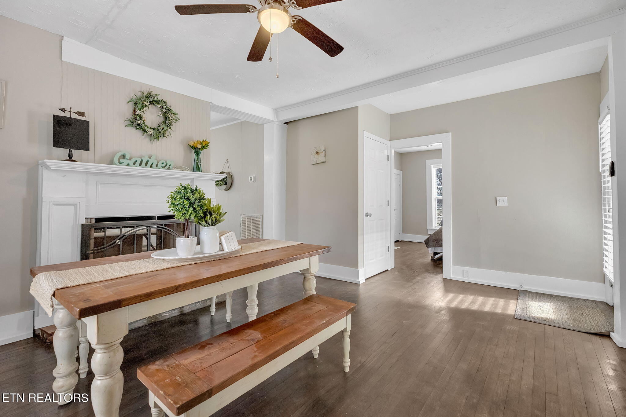 107 N C Street Lenoir City TN 37771