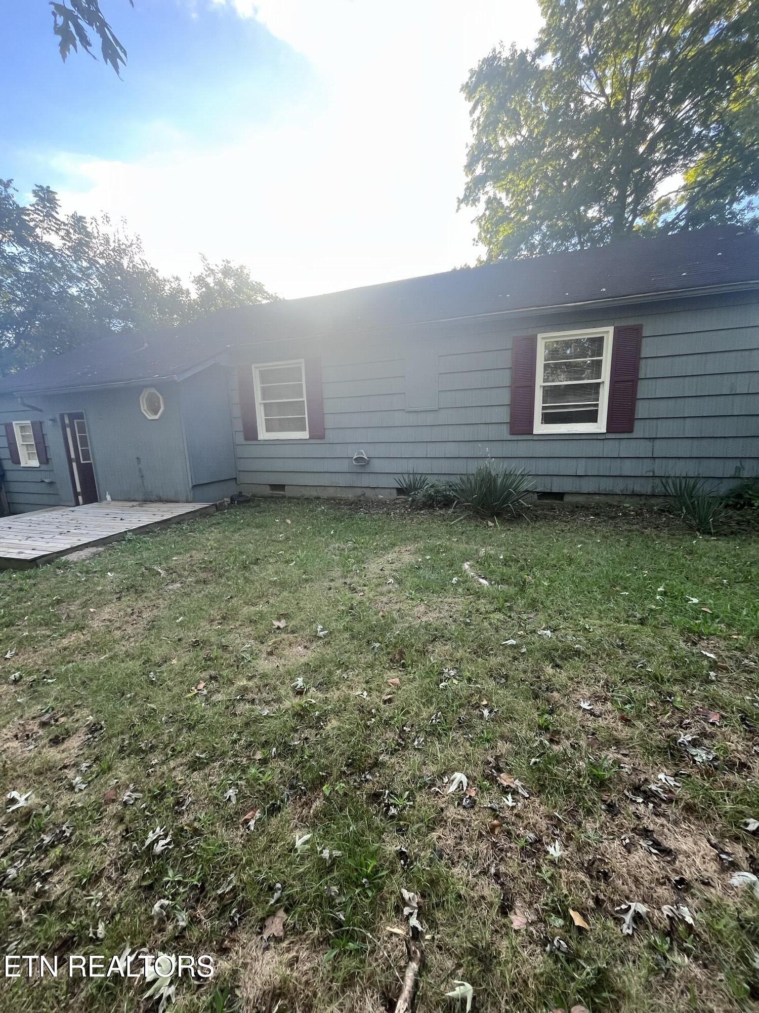 1109 Glenoaks Drive Knoxville TN 37918