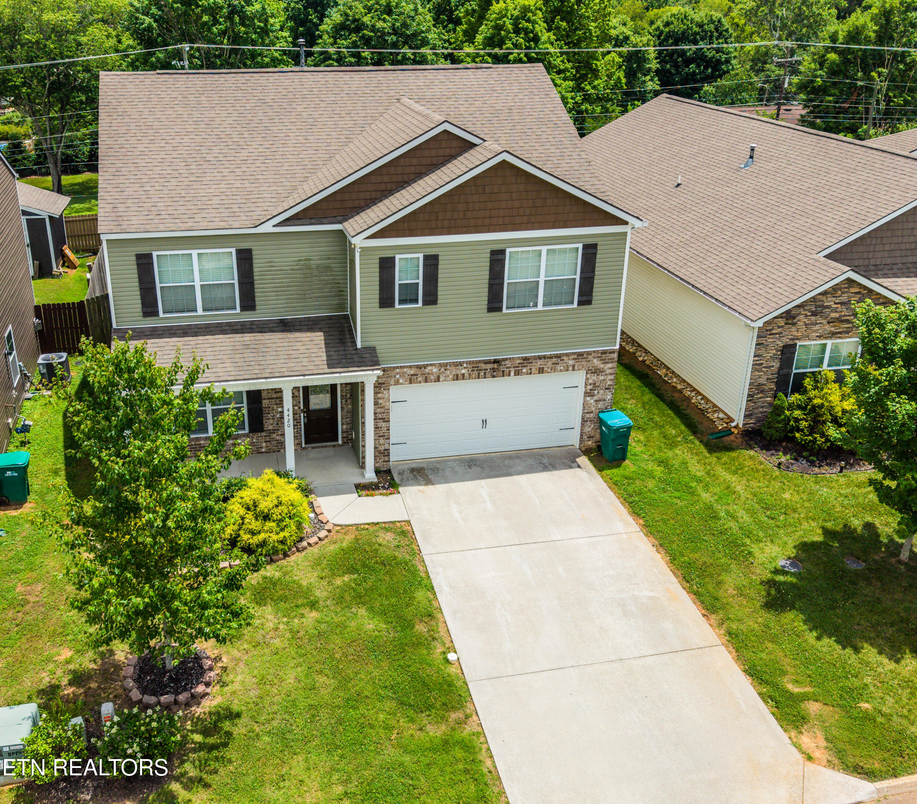 4420 Blackberry Trellis Lane Knoxville TN 37938