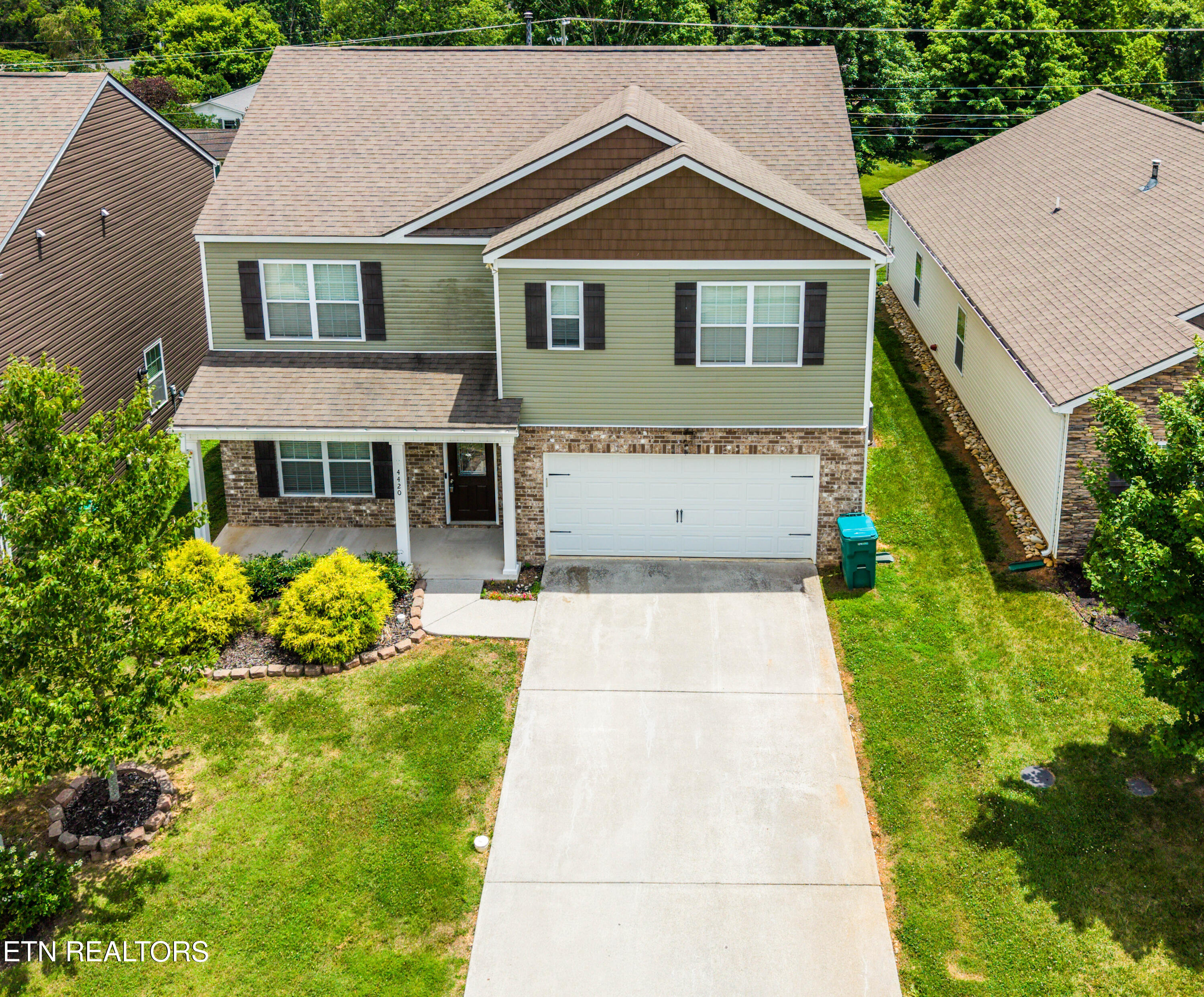 4420 Blackberry Trellis Lane Knoxville TN 37938