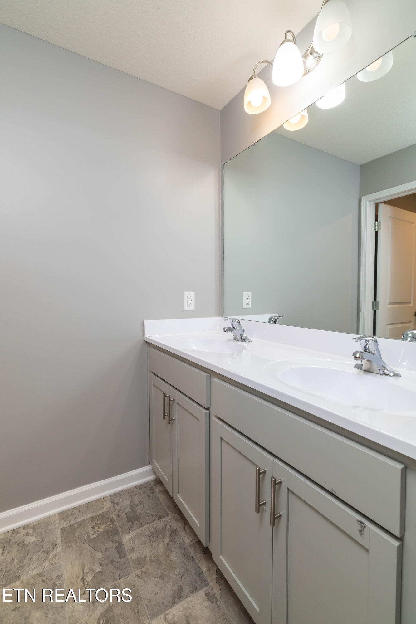 4420 Blackberry Trellis Lane Knoxville TN 37938