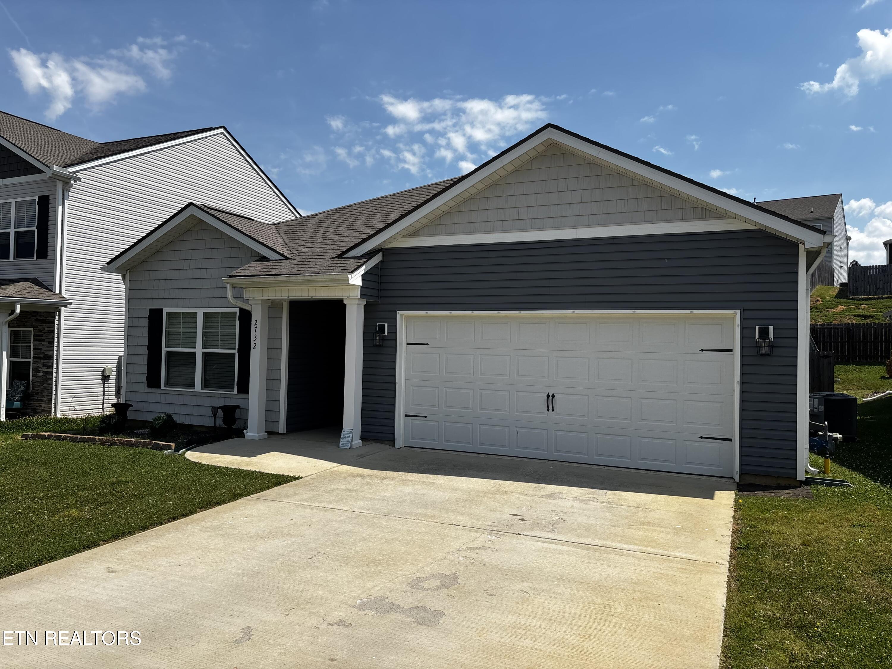 2732 Minuteman Lane Knoxville TN 37920