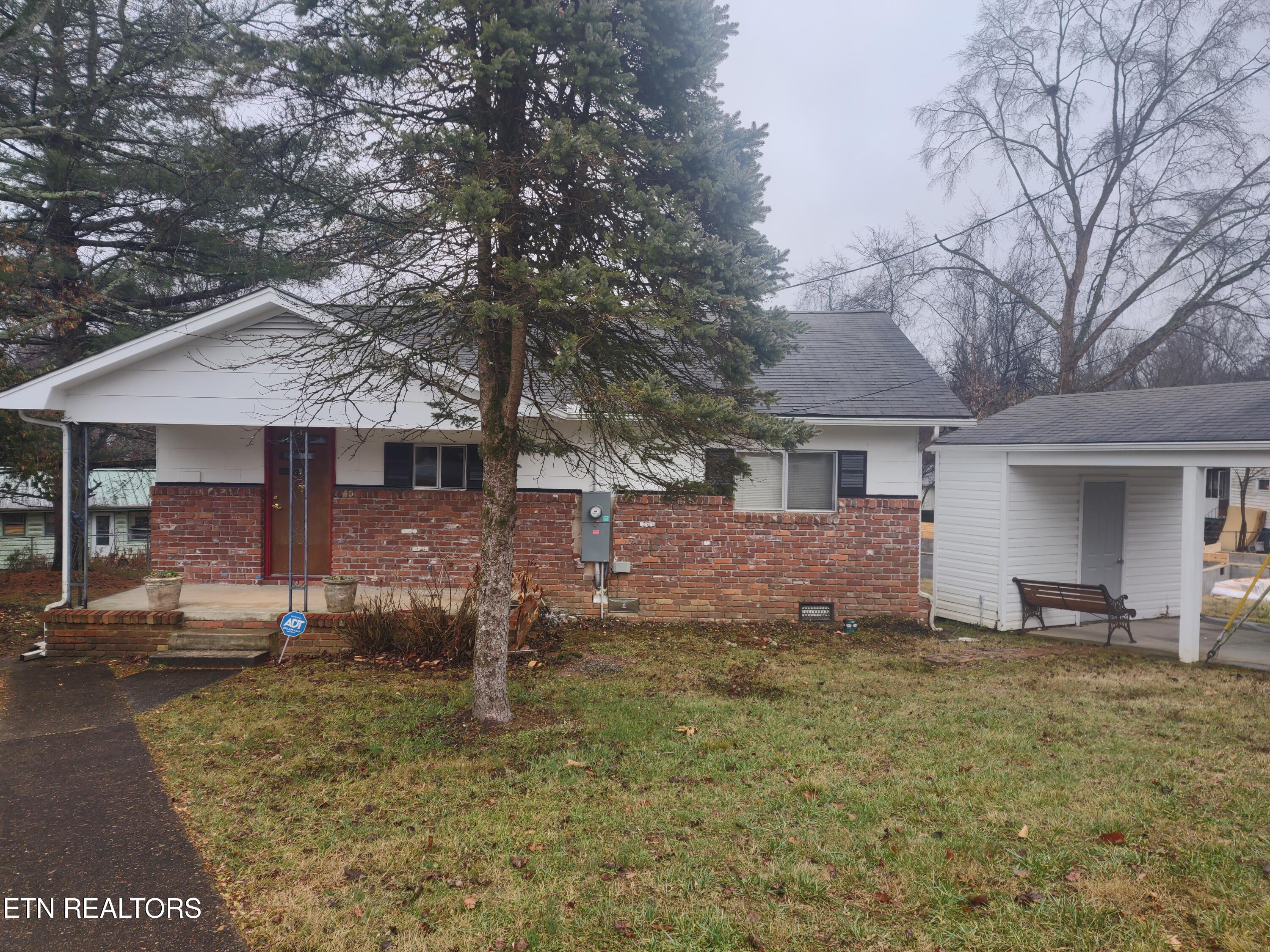 757 W Outer Drive Oak Ridge TN 37830