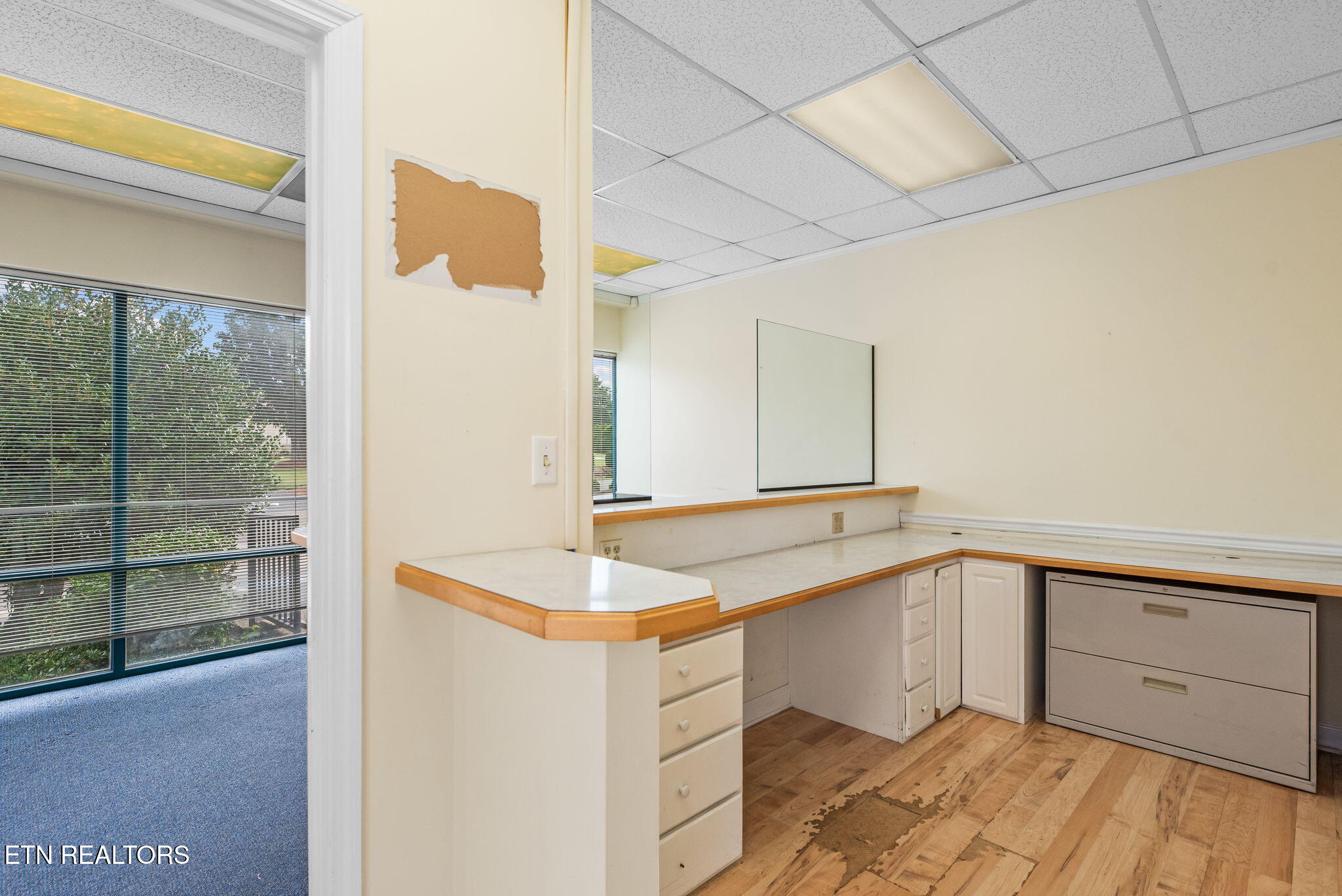 5034 N Broadway Street Knoxville TN 37918