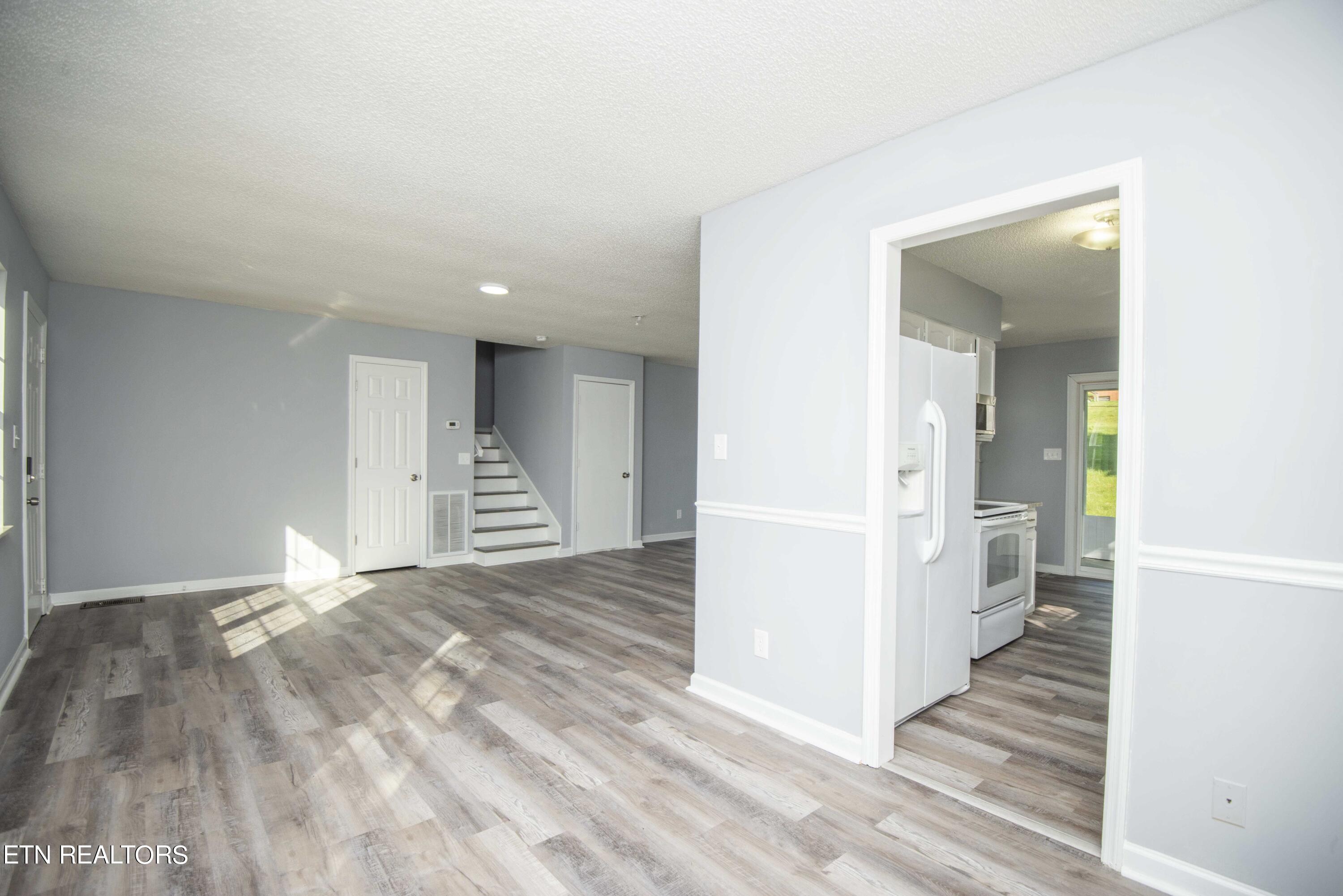 1109 E Emory Road Knoxville TN 37938