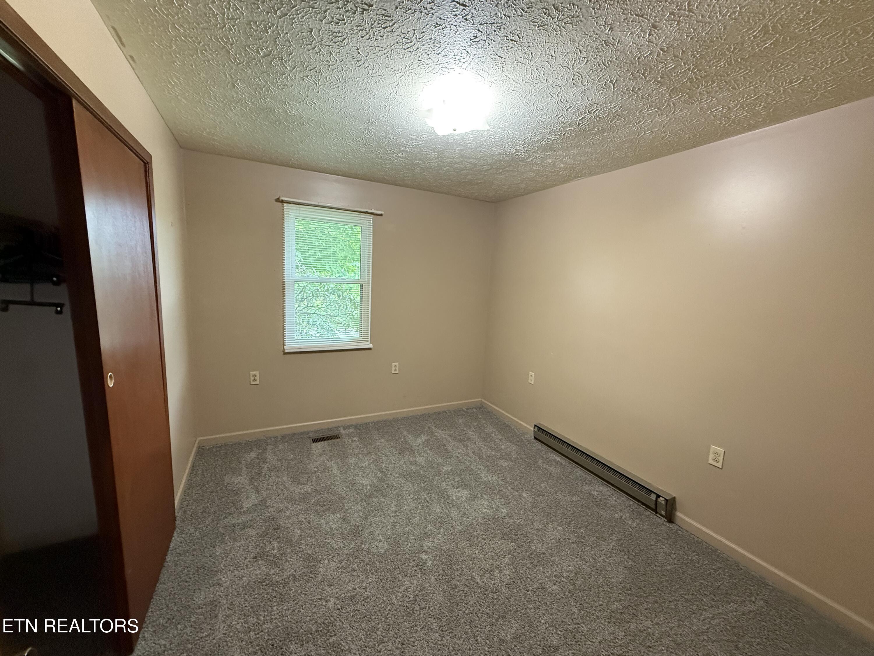 191 Lance Lane Lafollette TN 37766