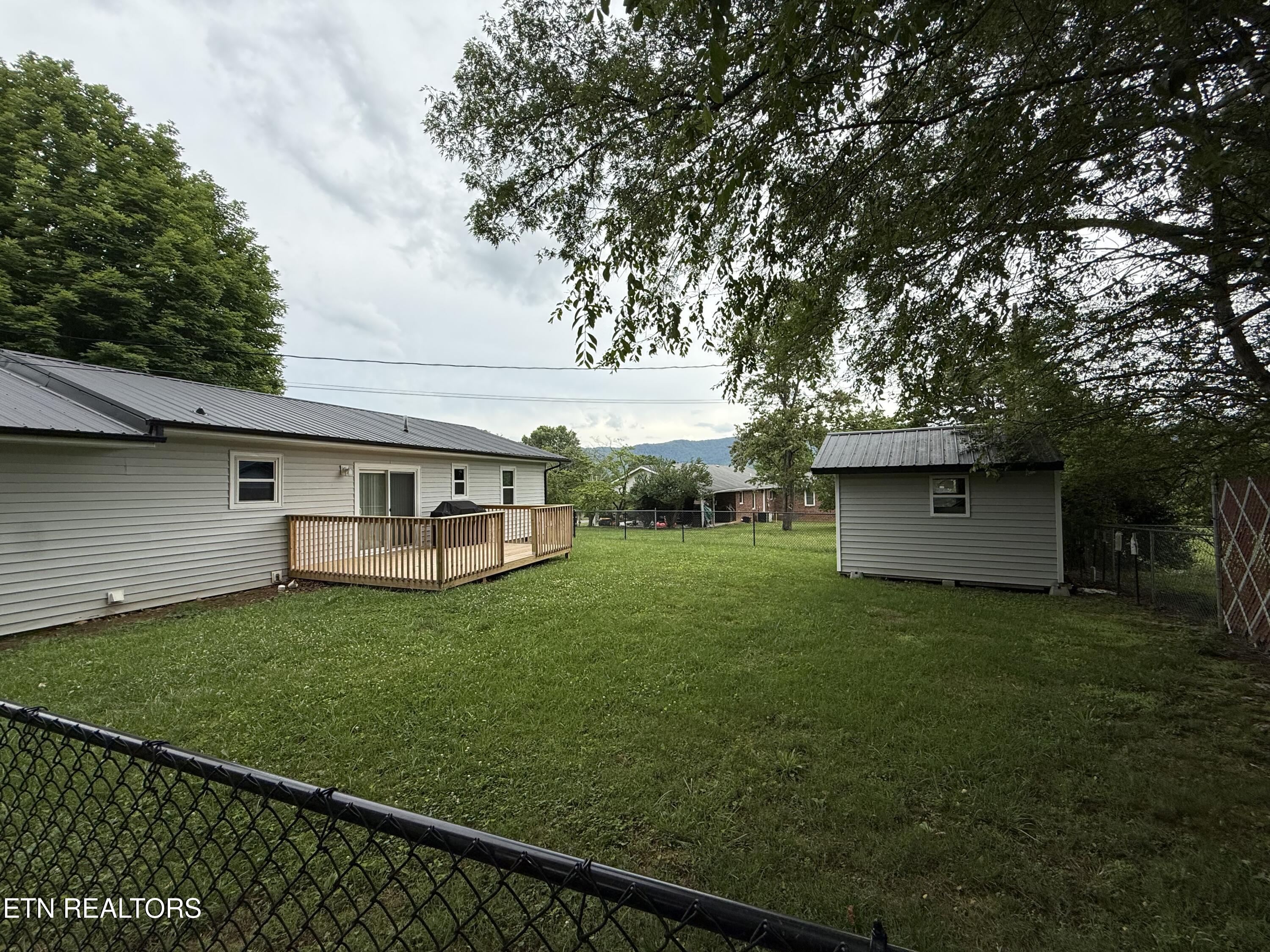 191 Lance Lane Lafollette TN 37766