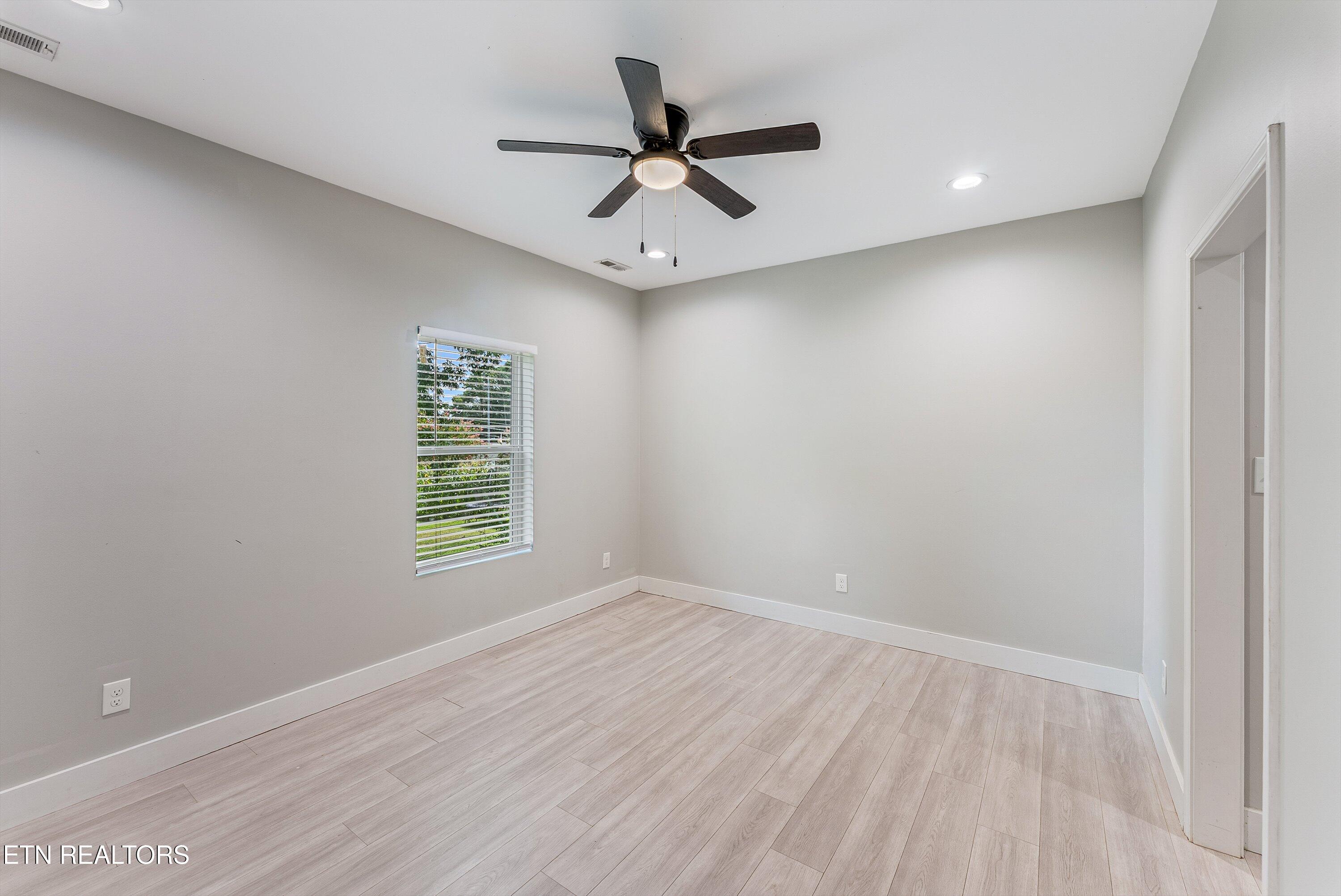 5004 Knoxwood Drive Knoxville TN 37921
