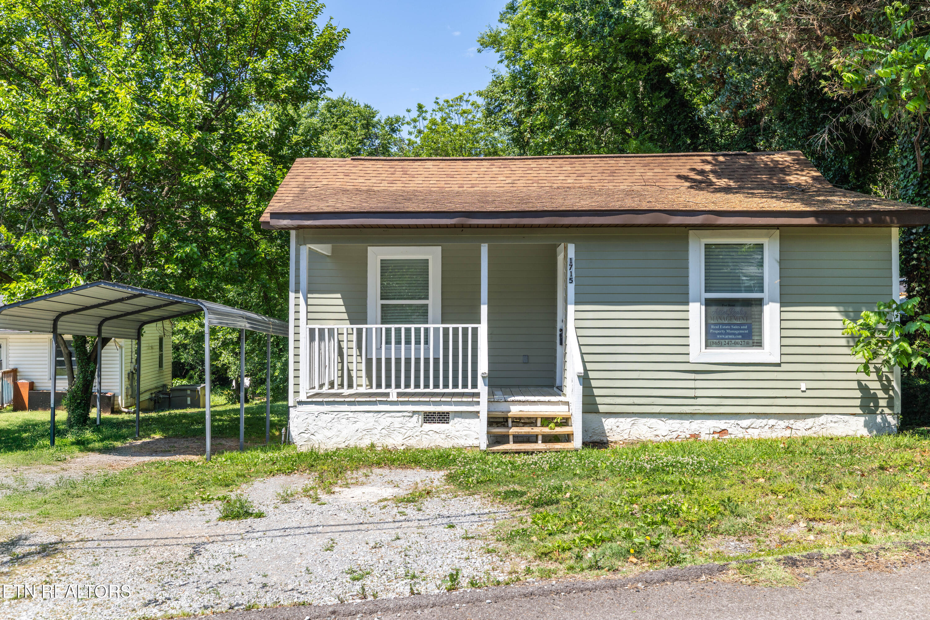 1715 Fay Street Knoxville TN 37921