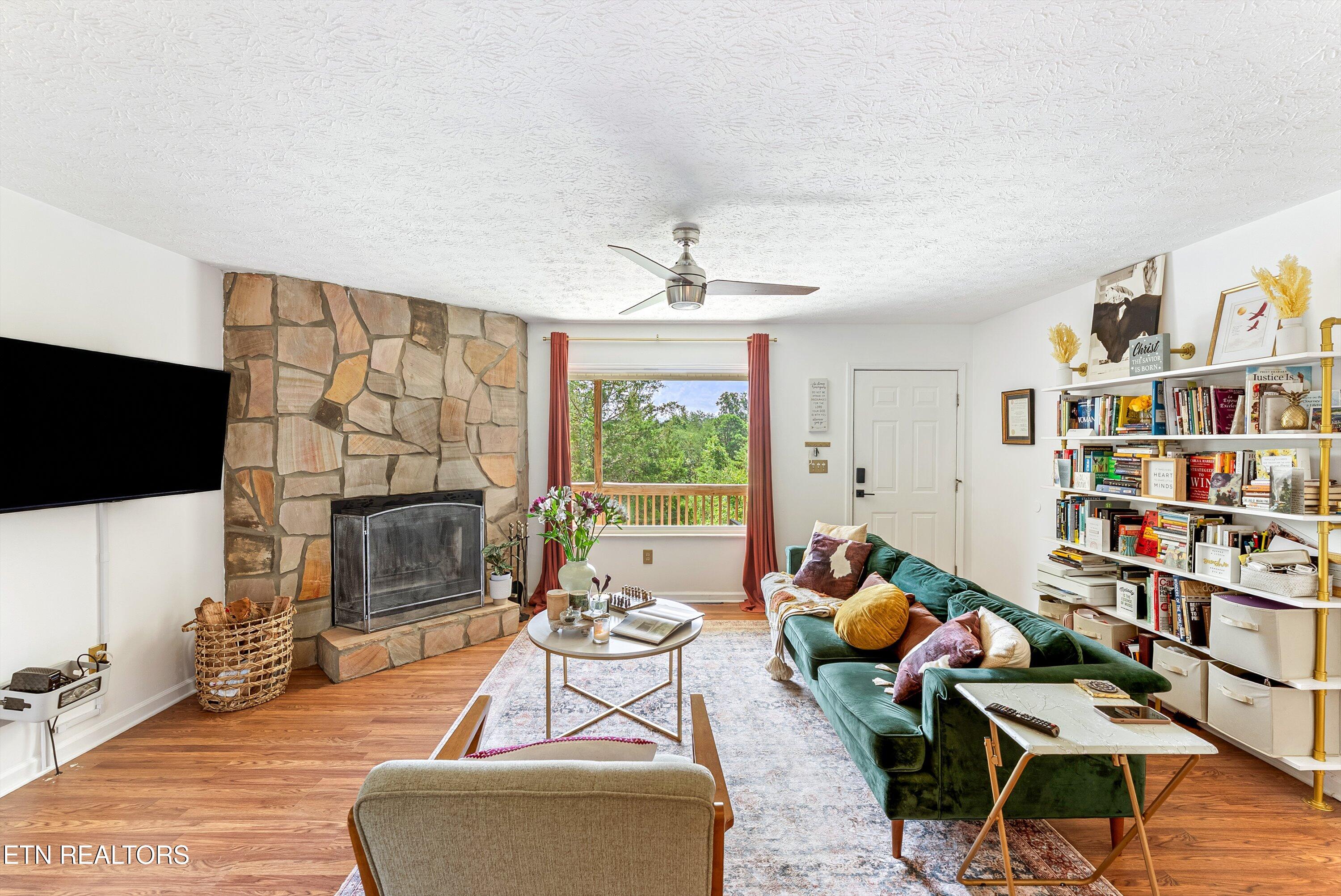 1720 Moon Court Sevierville TN 37876