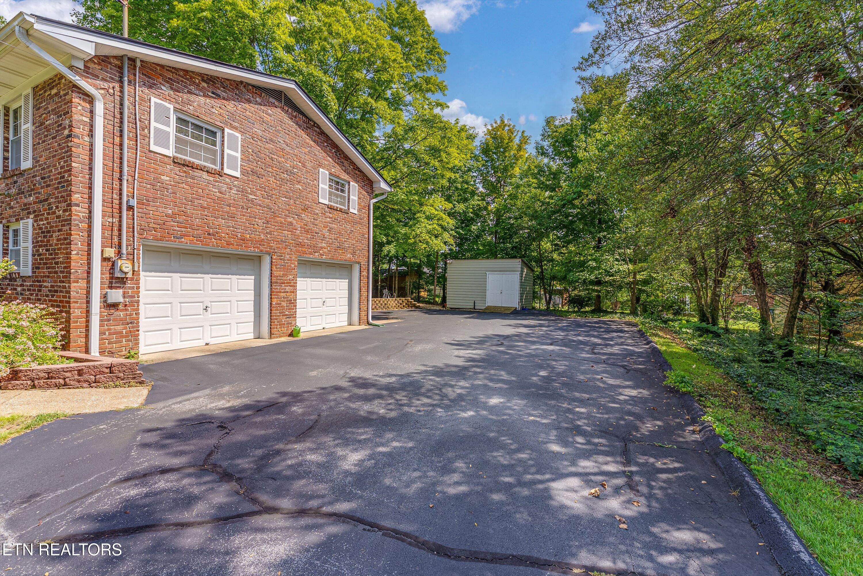 9528 Gulf Park Drive Knoxville TN 37923