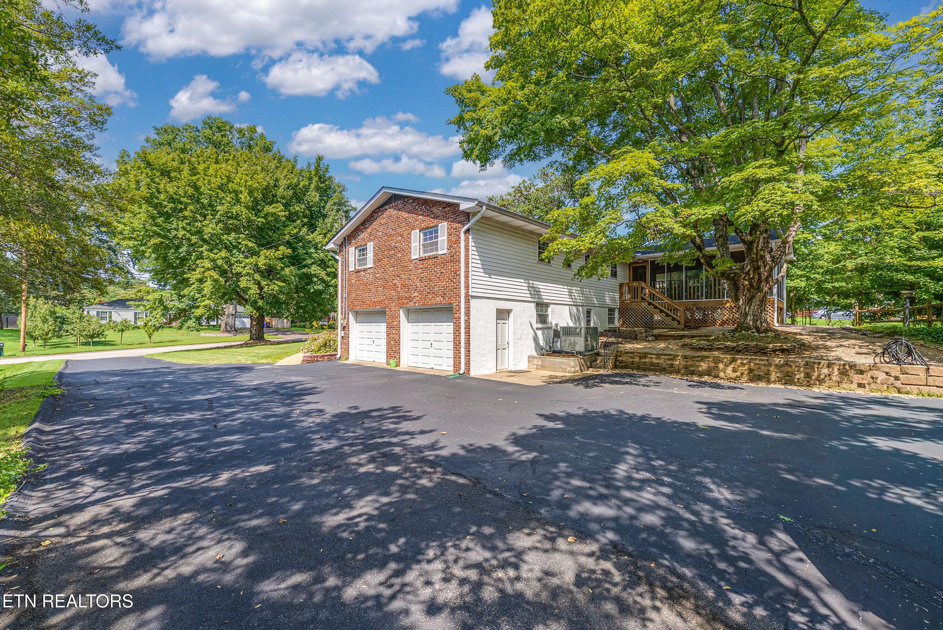 9528 Gulf Park Drive Knoxville TN 37923