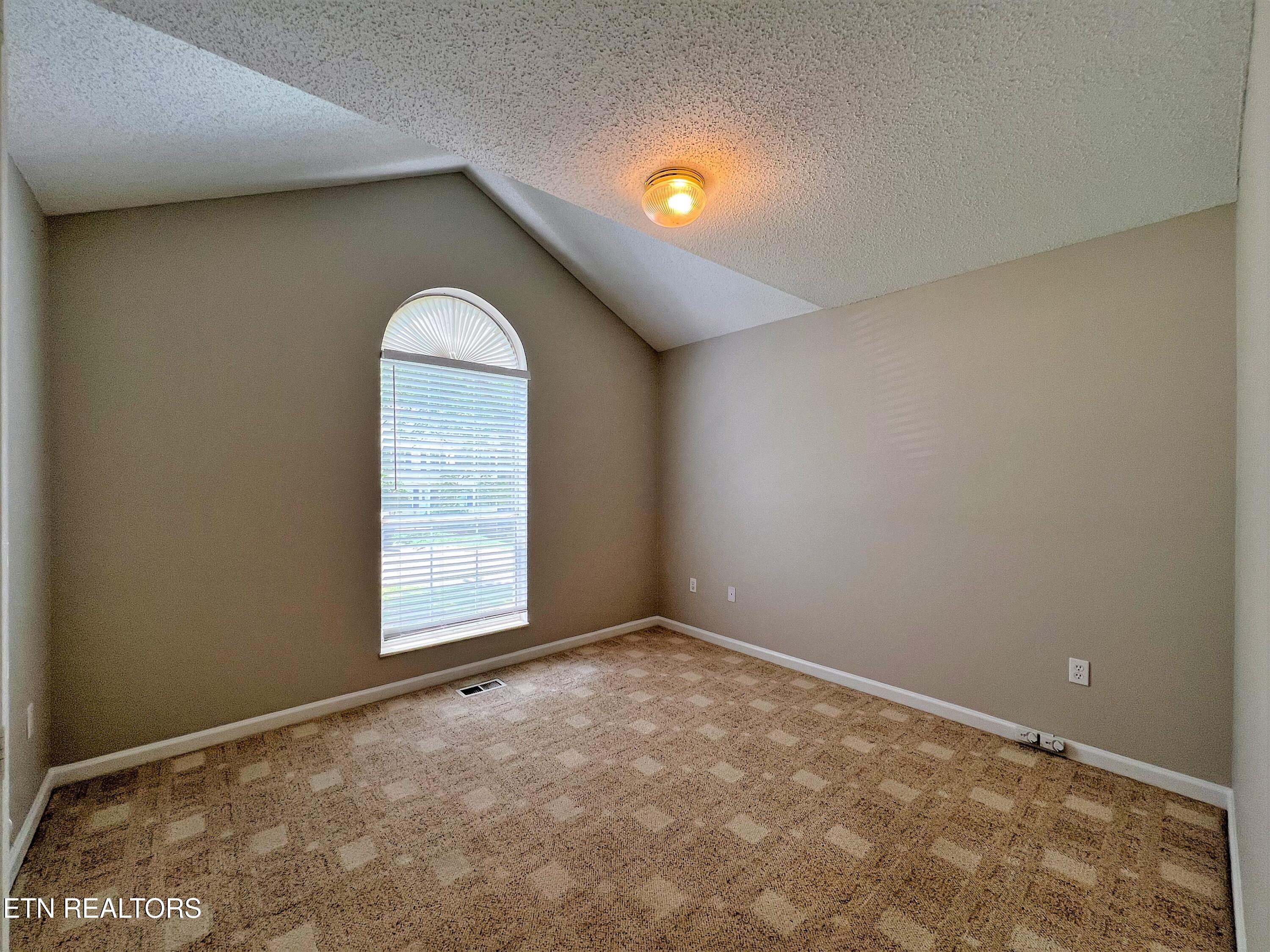 6017 Tennyson Drive Knoxville TN 37909