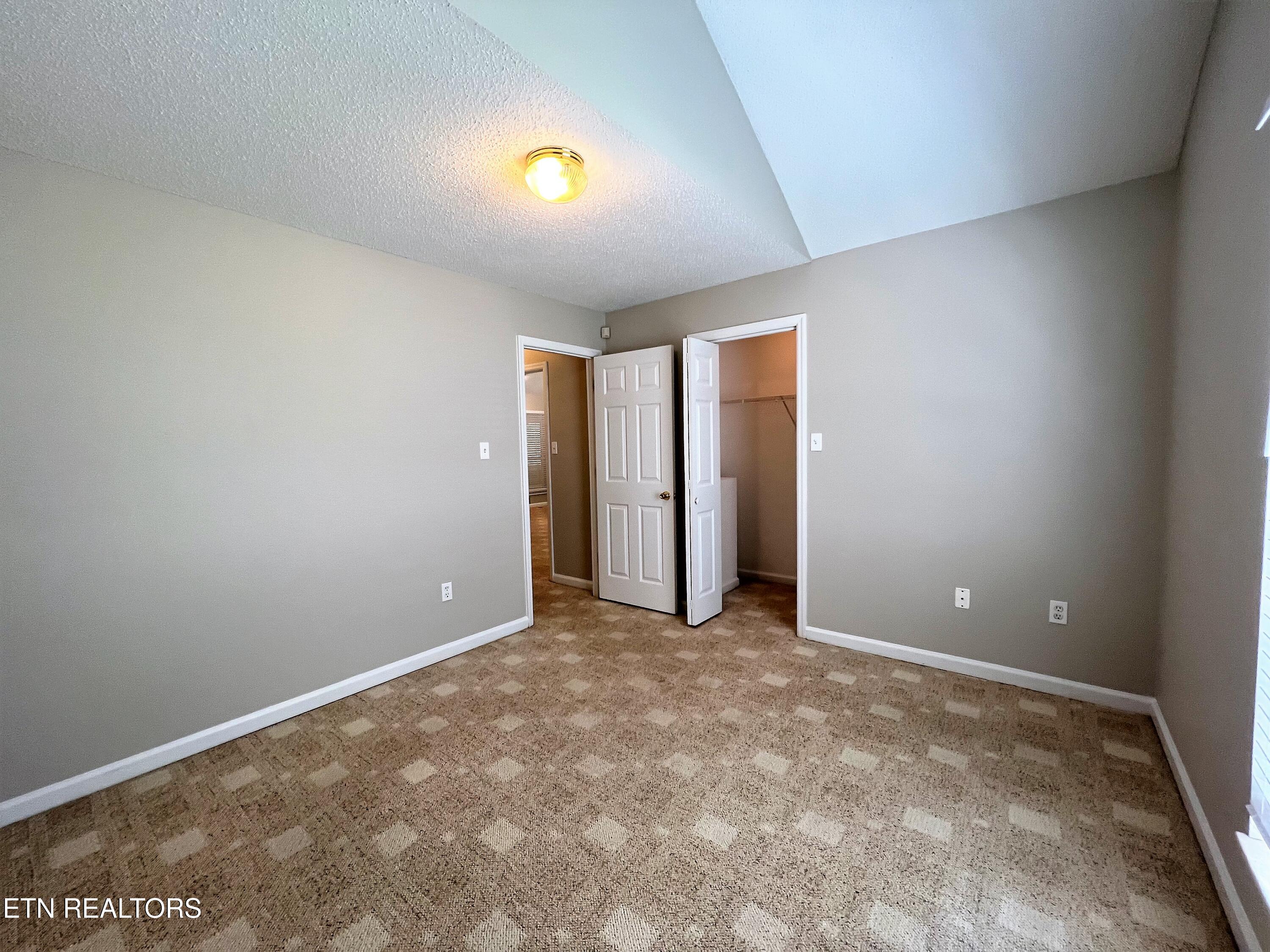 6017 Tennyson Drive Knoxville TN 37909