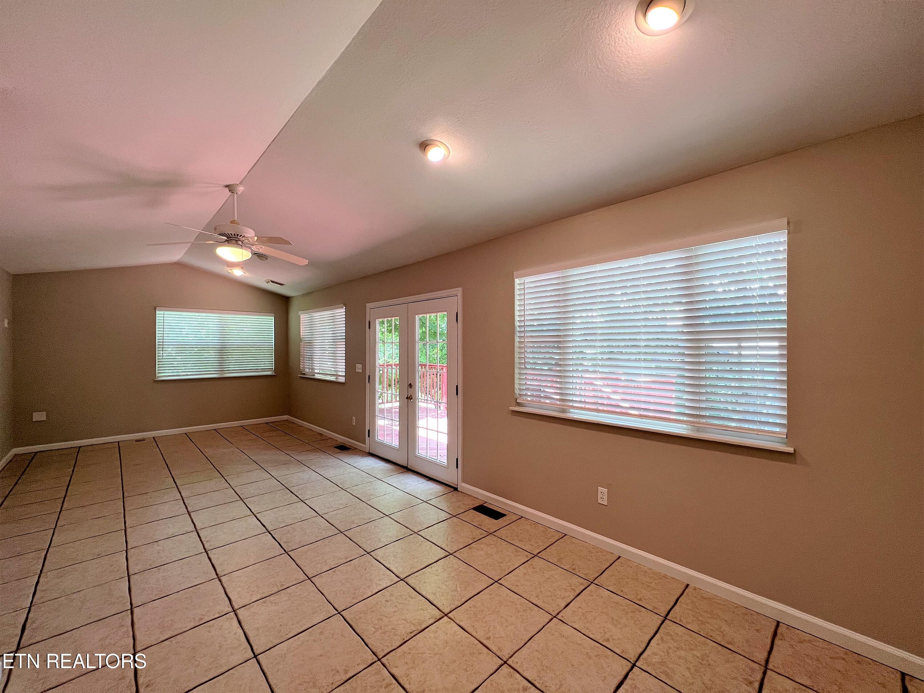 6017 Tennyson Drive Knoxville TN 37909