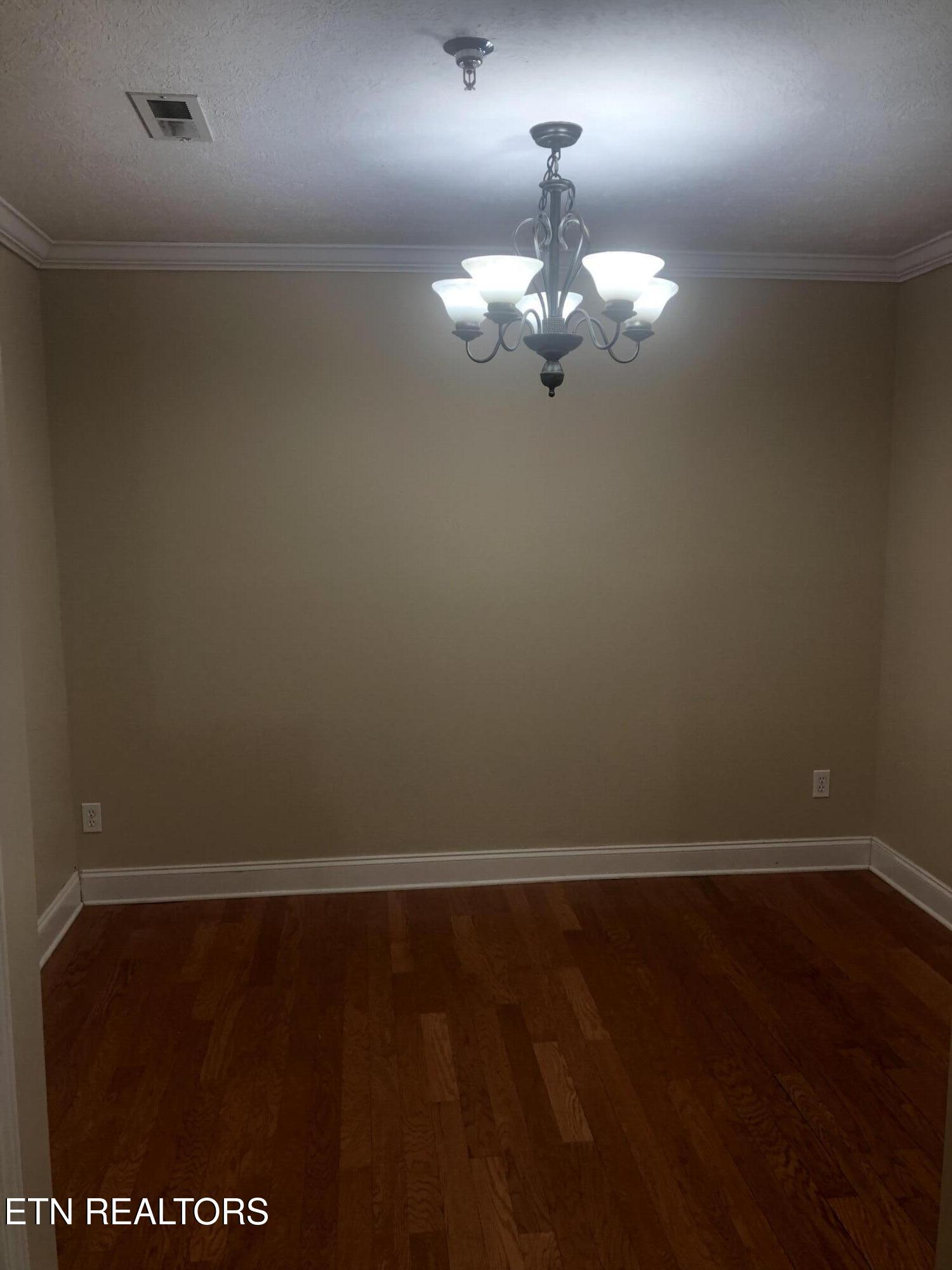 13 Ridgeway Road Norris TN 37828