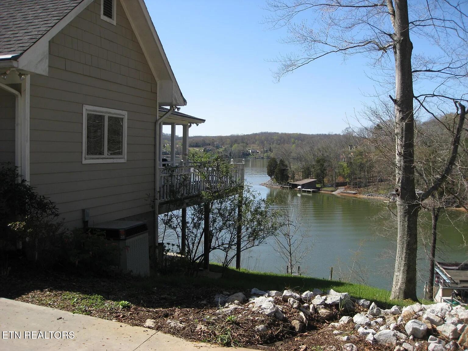 104 Hilltop Drive Kingston TN 37763