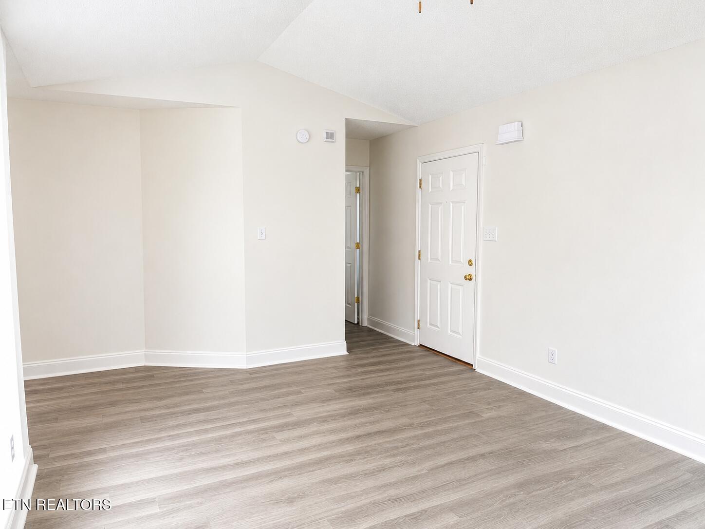 1604 Sails Way Knoxville TN 37932