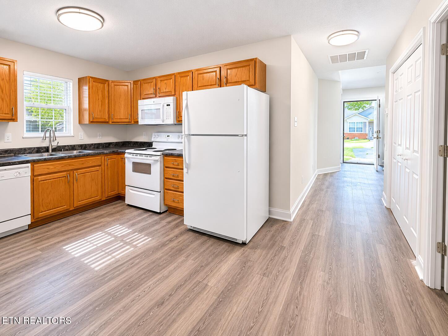 1604 Sails Way Knoxville TN 37932