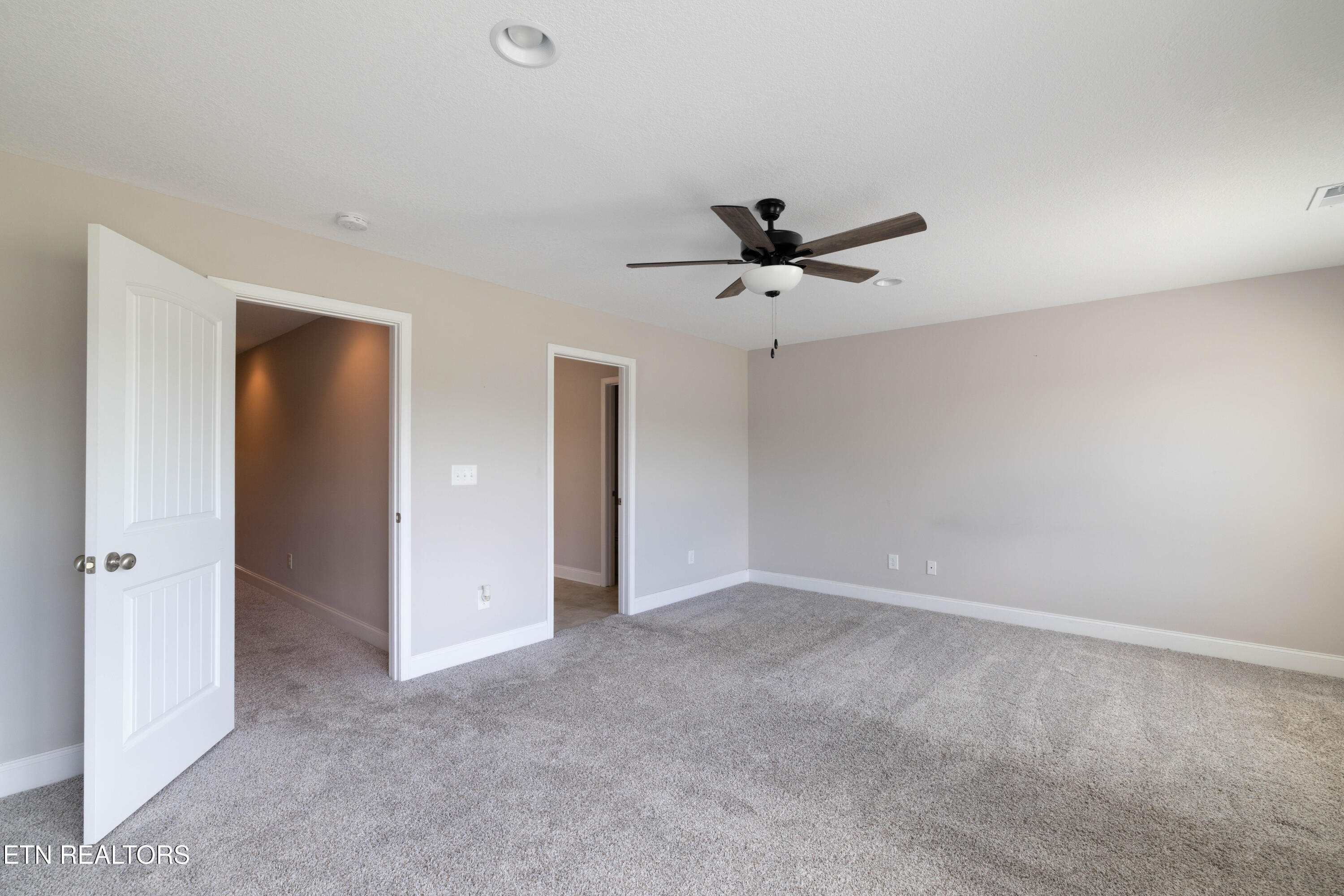 338 Broadberry Avenue Oak Ridge TN 37830