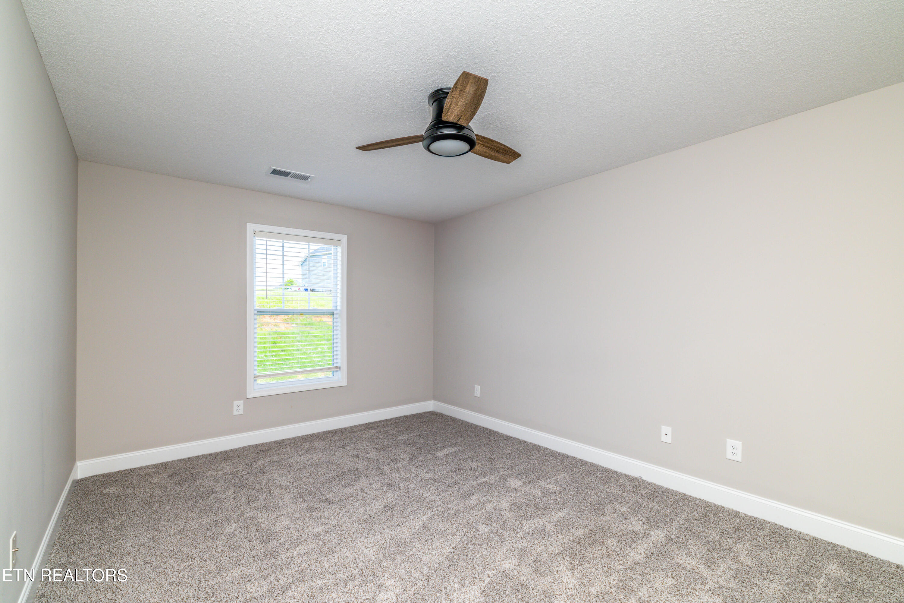 338 Broadberry Avenue Oak Ridge TN 37830