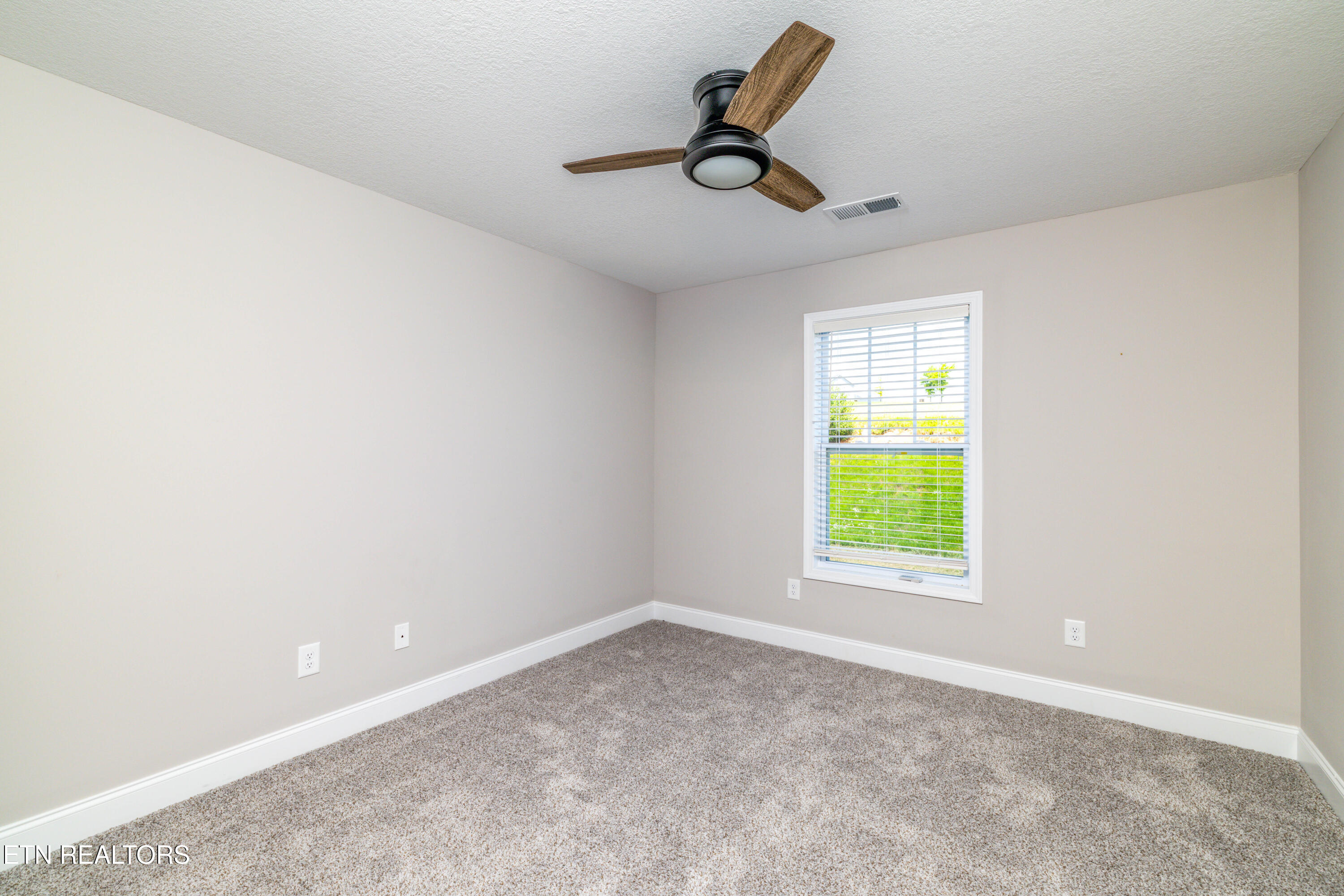 338 Broadberry Avenue Oak Ridge TN 37830