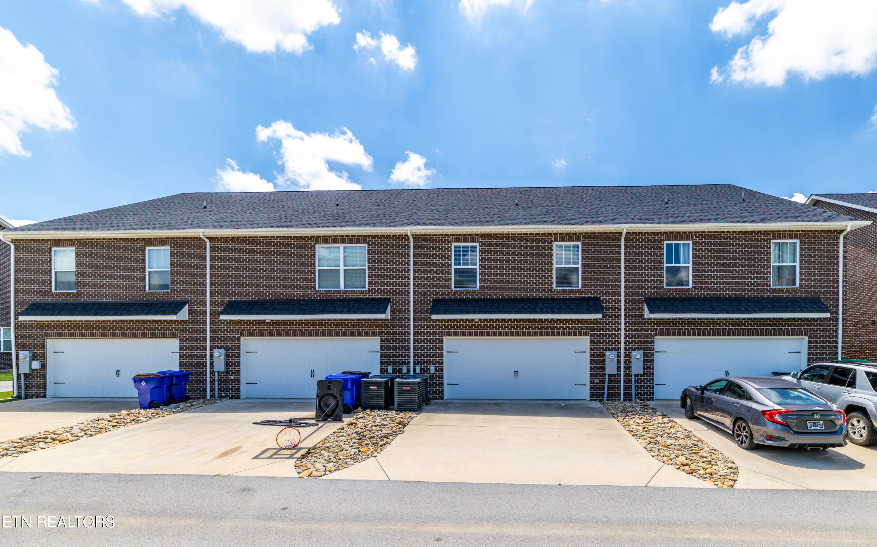 338 Broadberry Avenue Oak Ridge TN 37830